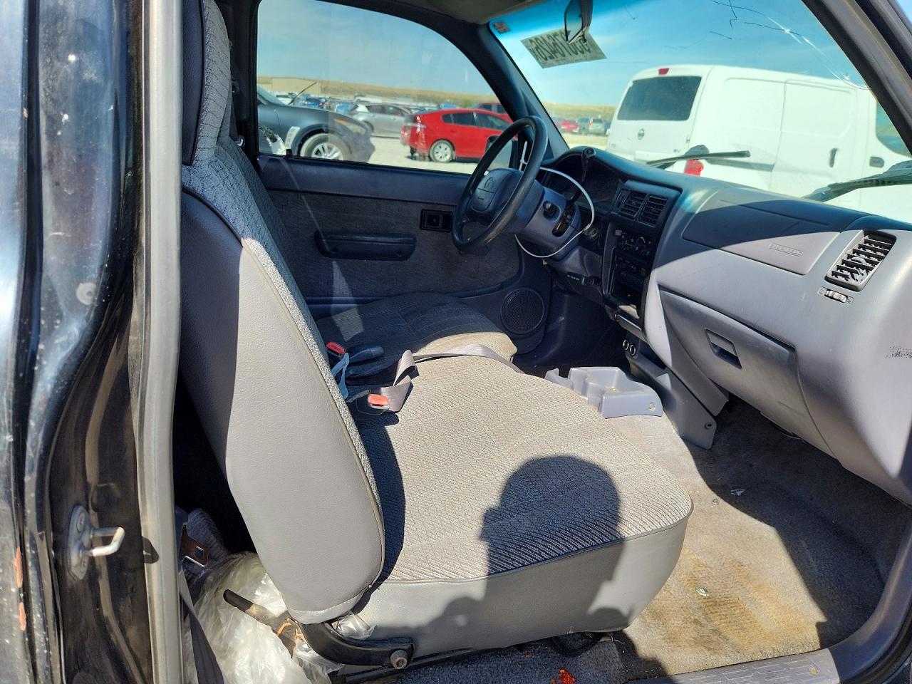 1999 Toyota Tacoma Base Черный vin: 4TANL42N2XZ523504