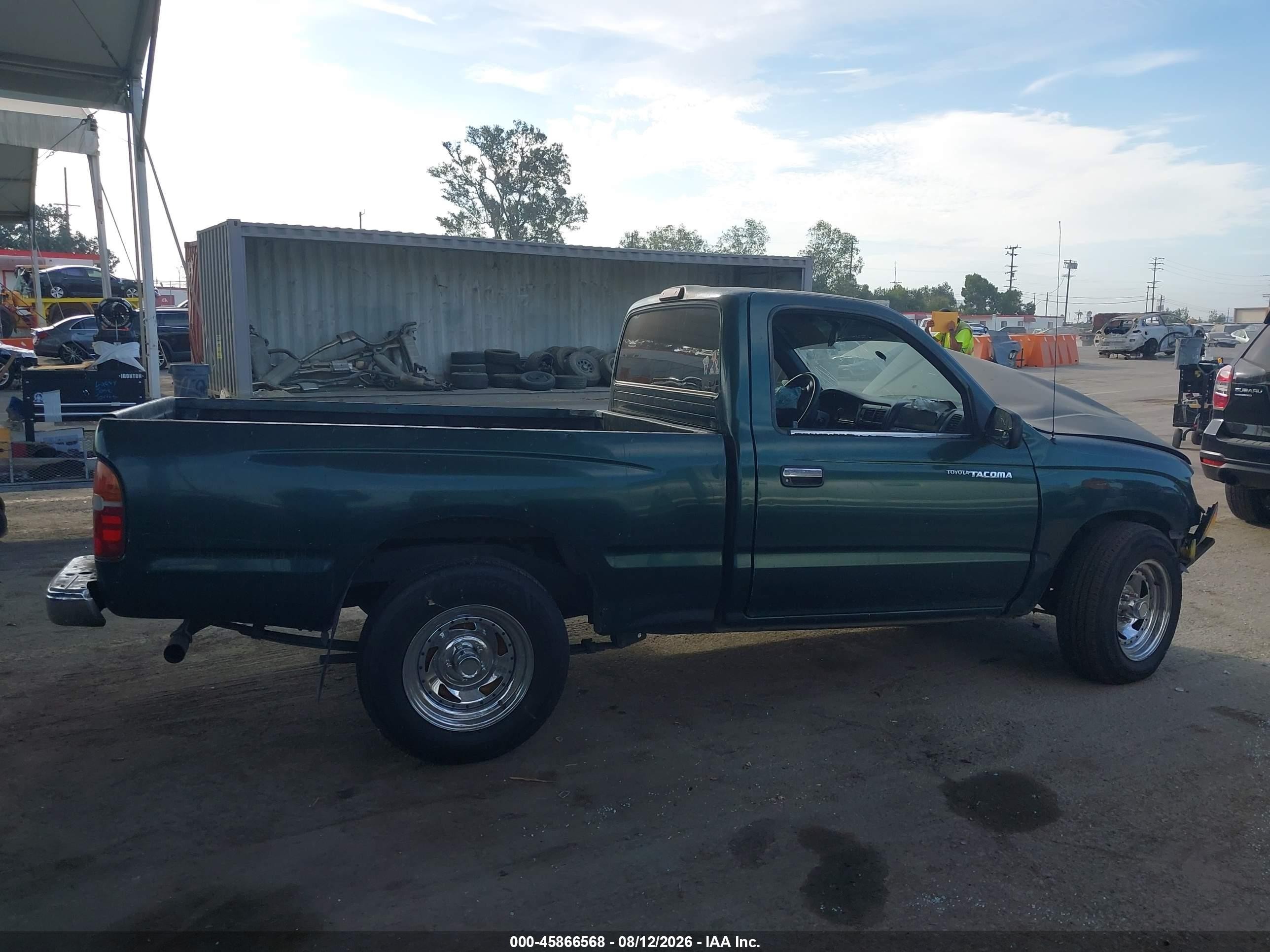 1999 Toyota Tacoma   Green vin: 4TANL42N3XZ497916