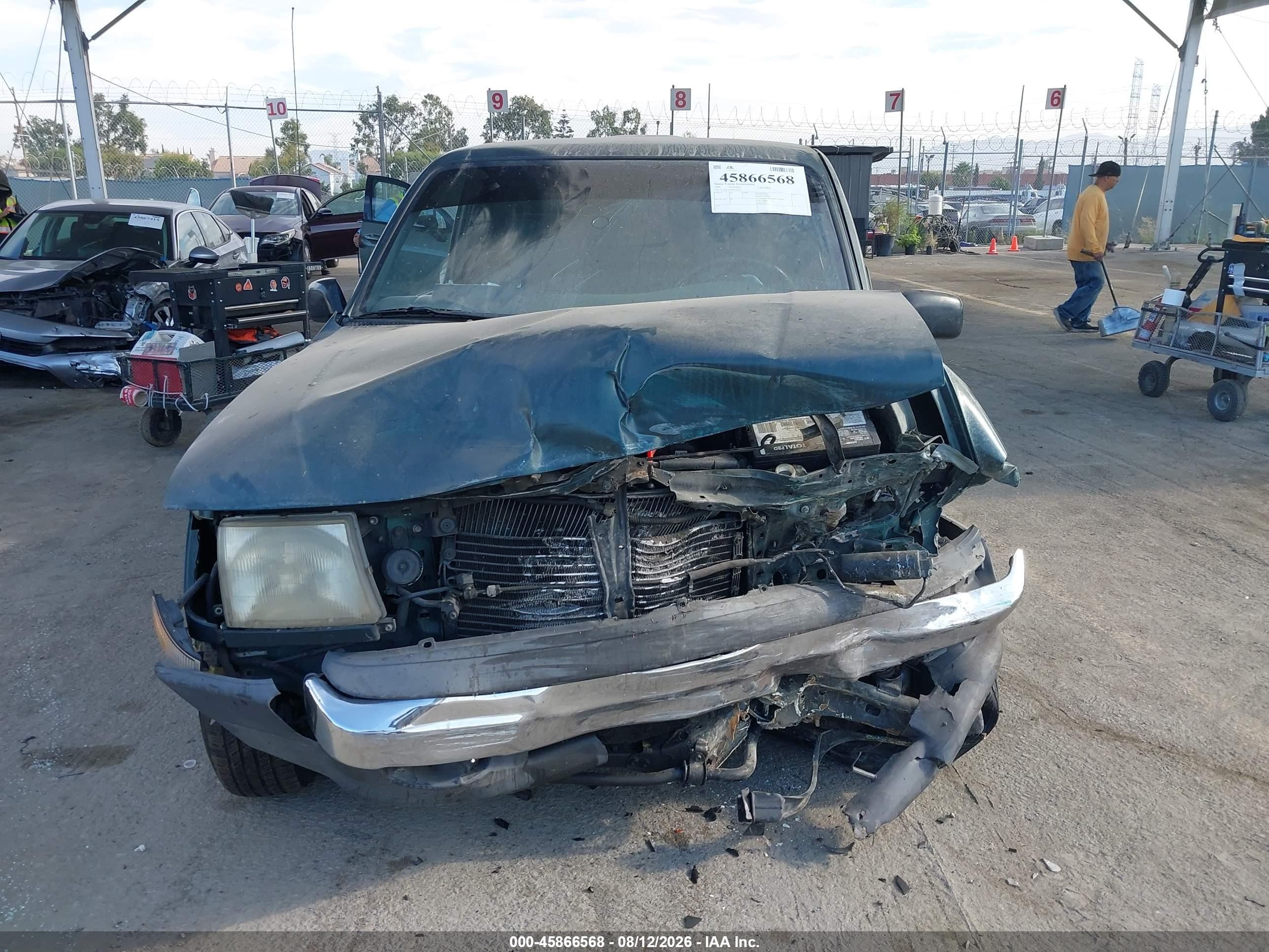 1999 Toyota Tacoma   Green vin: 4TANL42N3XZ497916