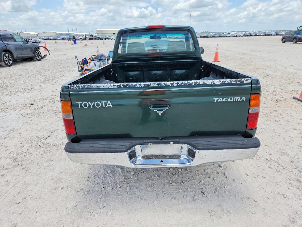 1999 Toyota Tacoma Base Green vin: 4TANL42N4XZ549246