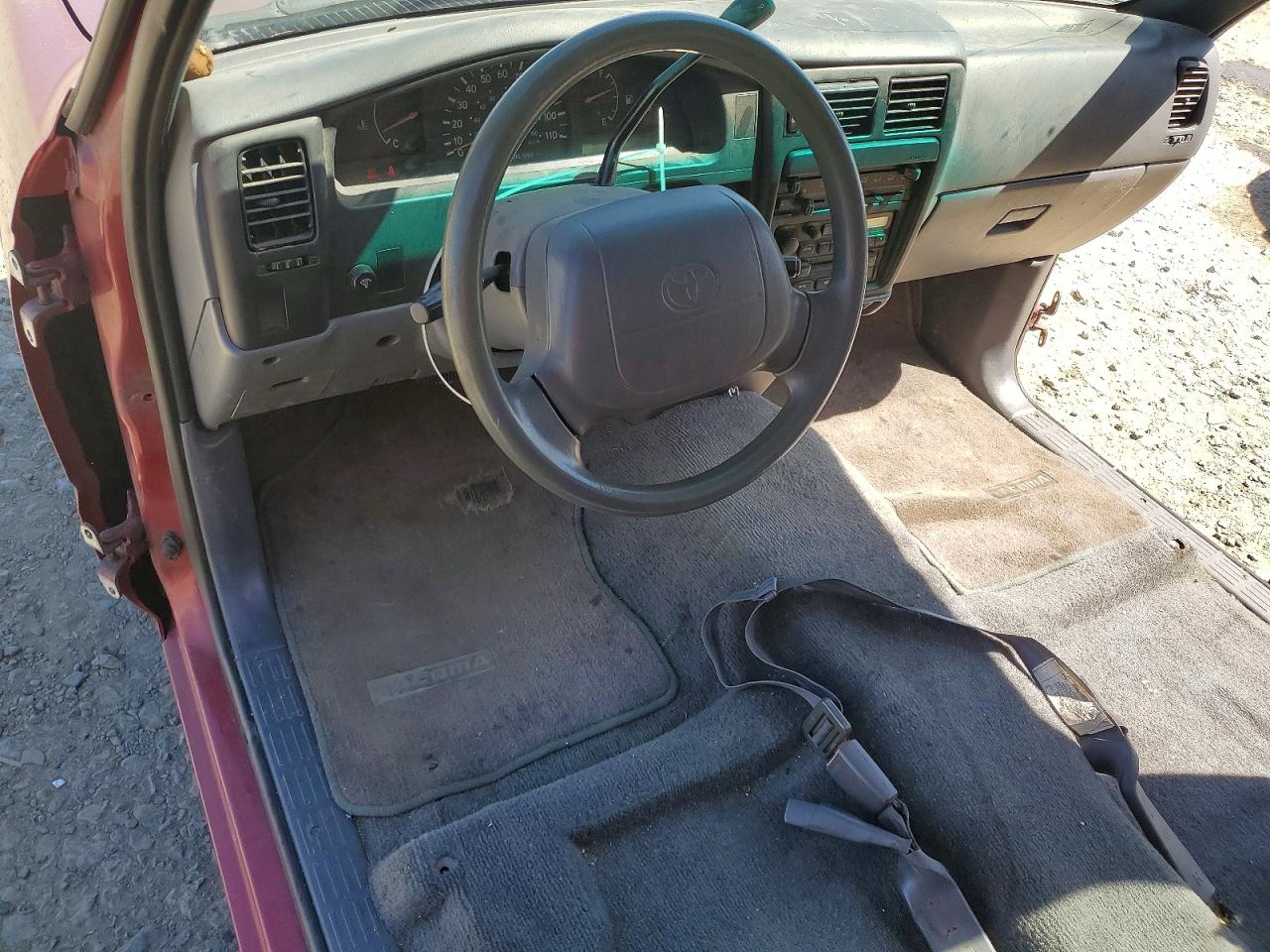 1997 Toyota Tacoma Base Burgundy vin: 4TANL42N5VZ329448