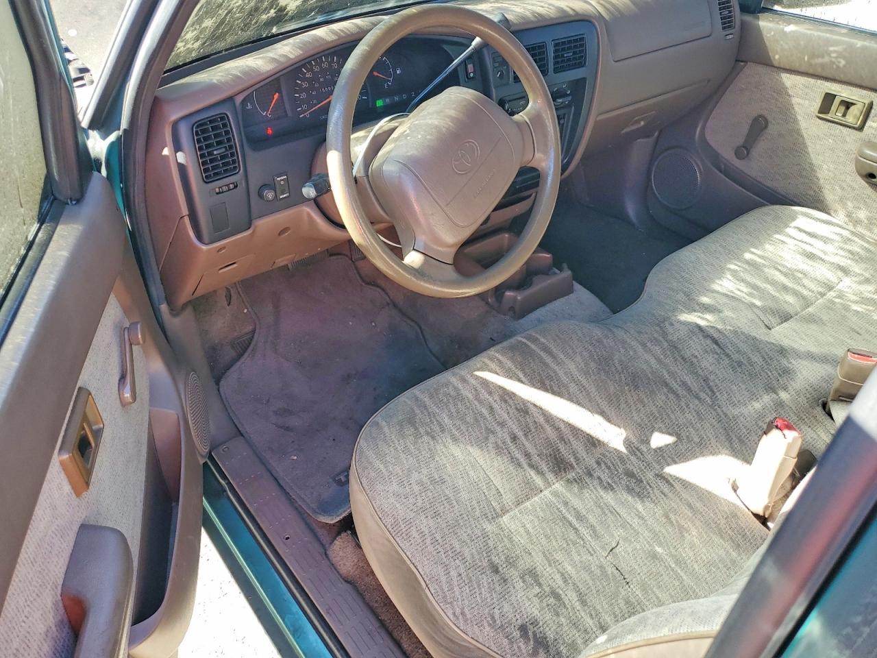 1998 Toyota Tacoma Base Green vin: 4TANL42N6WZ004065