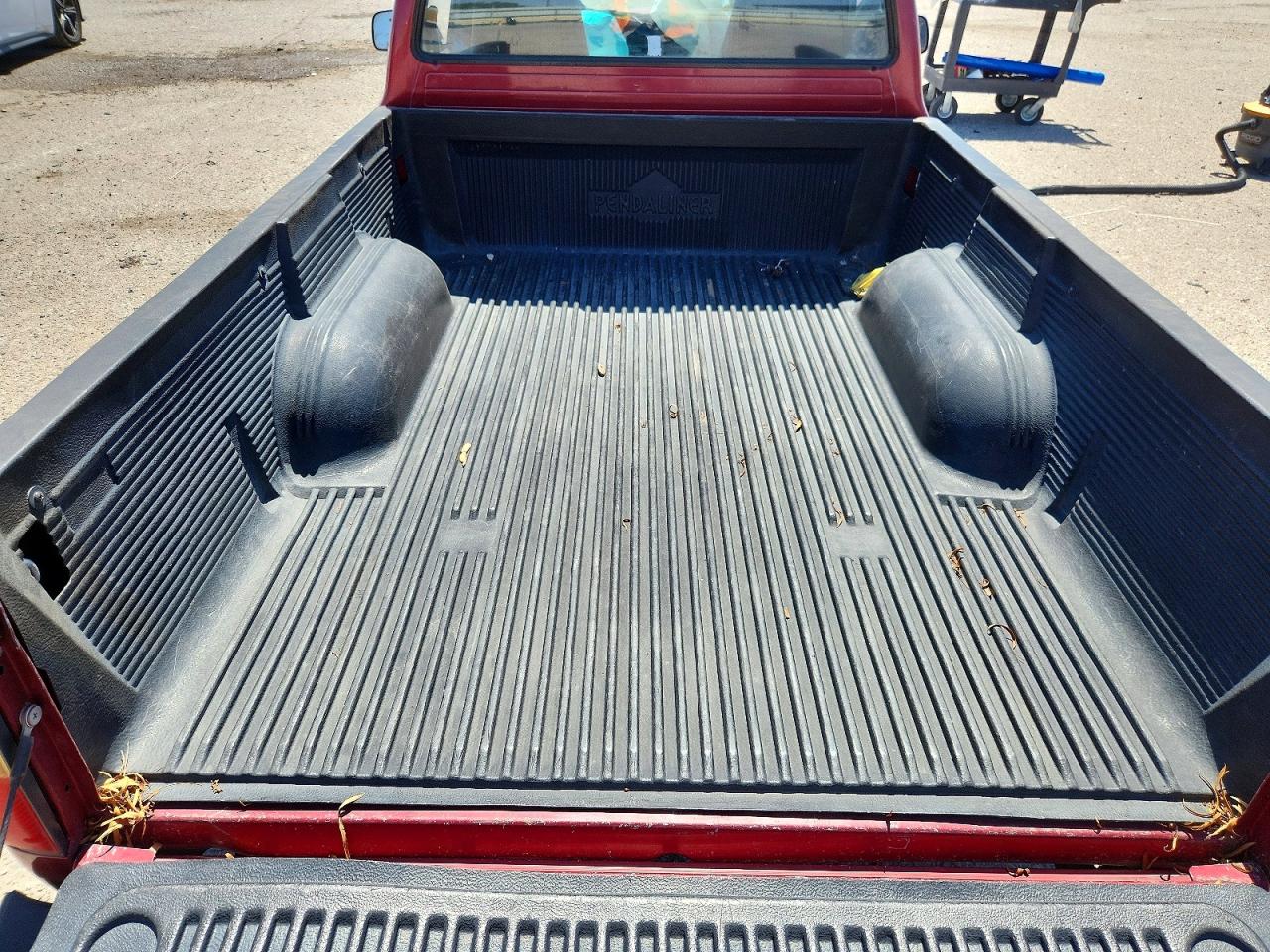 1998 Toyota Tacoma Base Maroon vin: 4TANL42N6WZ125744