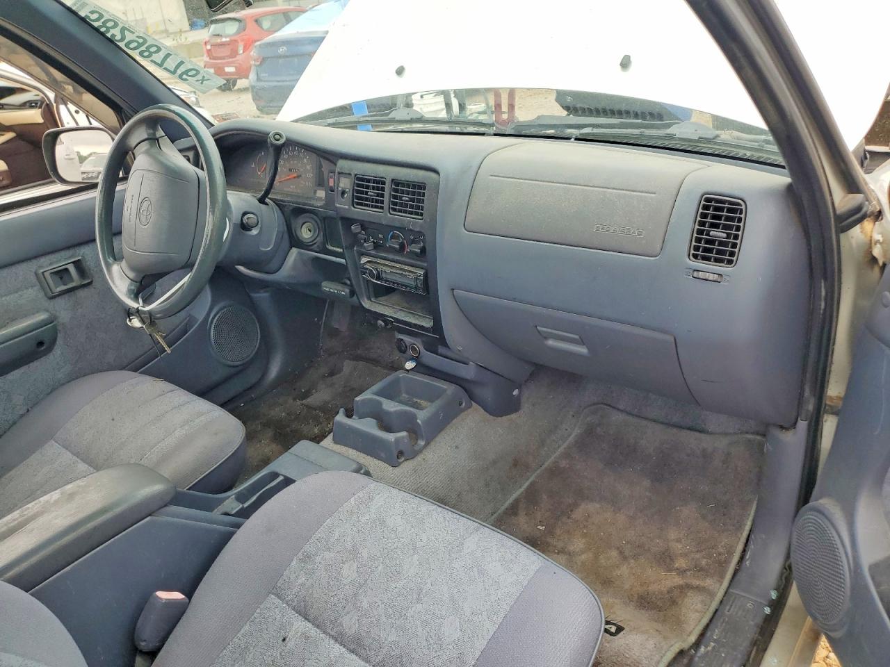 2000 Toyota Tacoma Base Silver vin: 4TANL42N6YZ683712