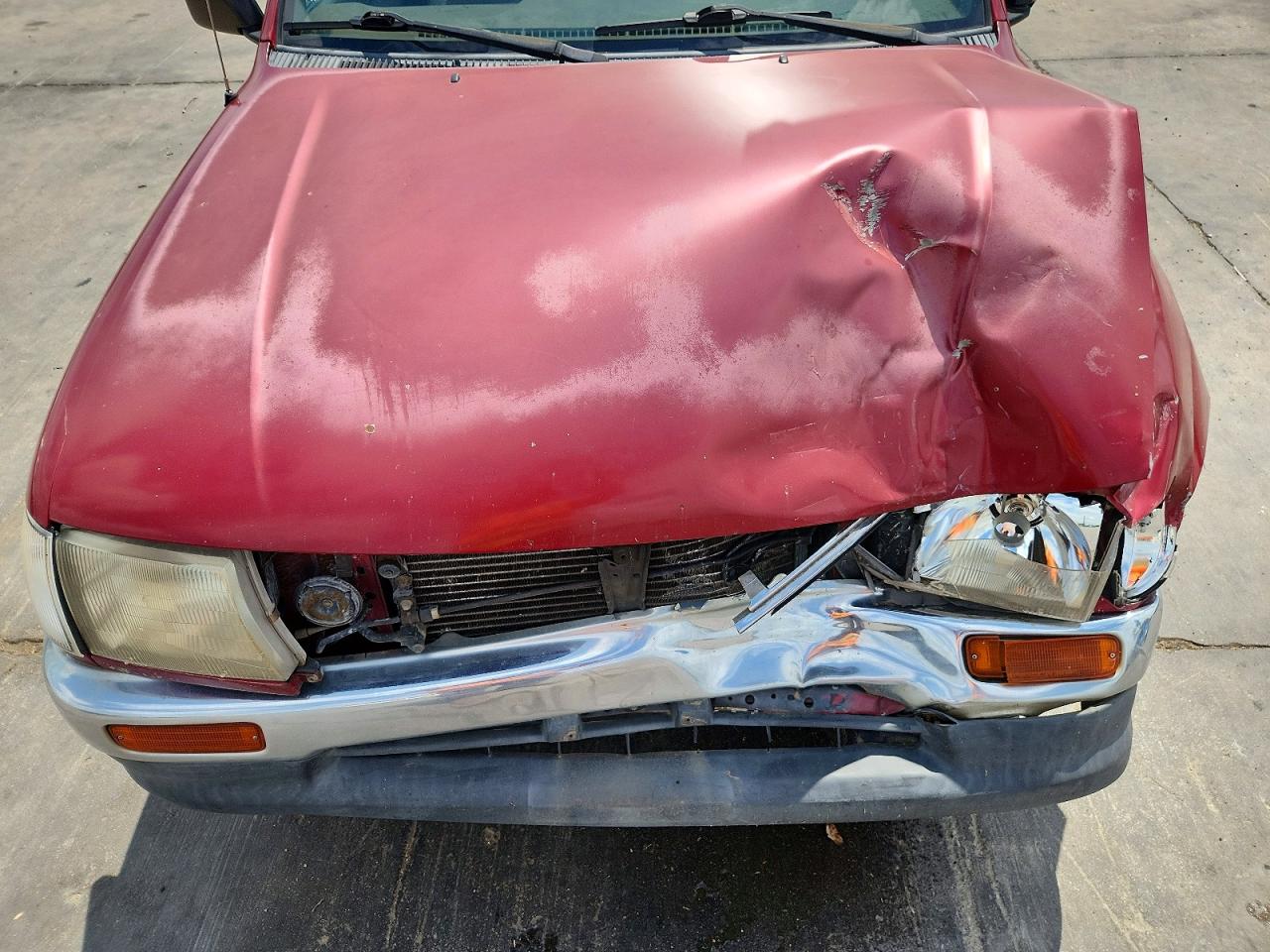 1997 Toyota Tacoma Base Burgundy vin: 4TANL42N7VZ247737