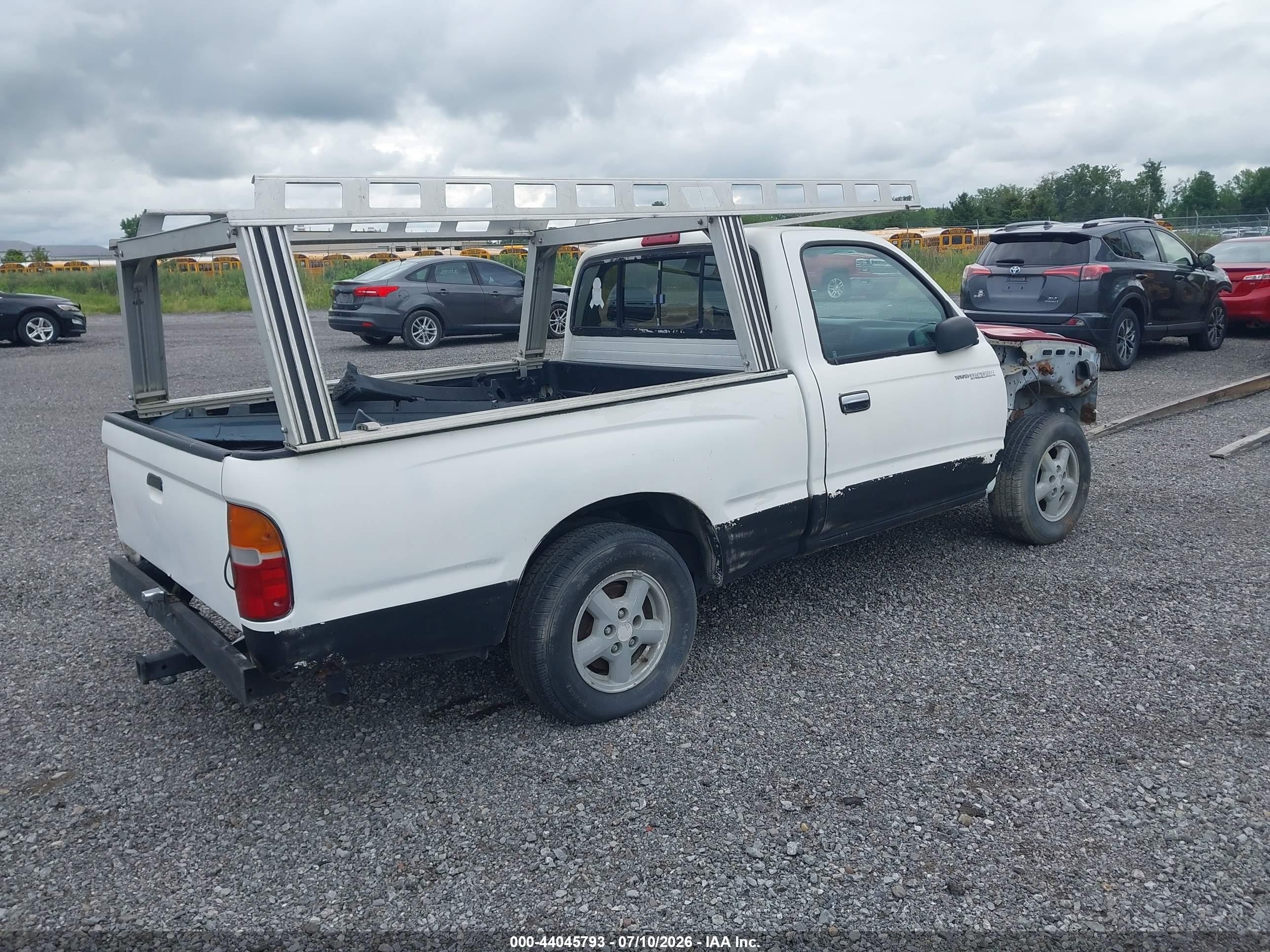 1996 Toyota Tacoma   White vin: 4TANL42N8TZ128236