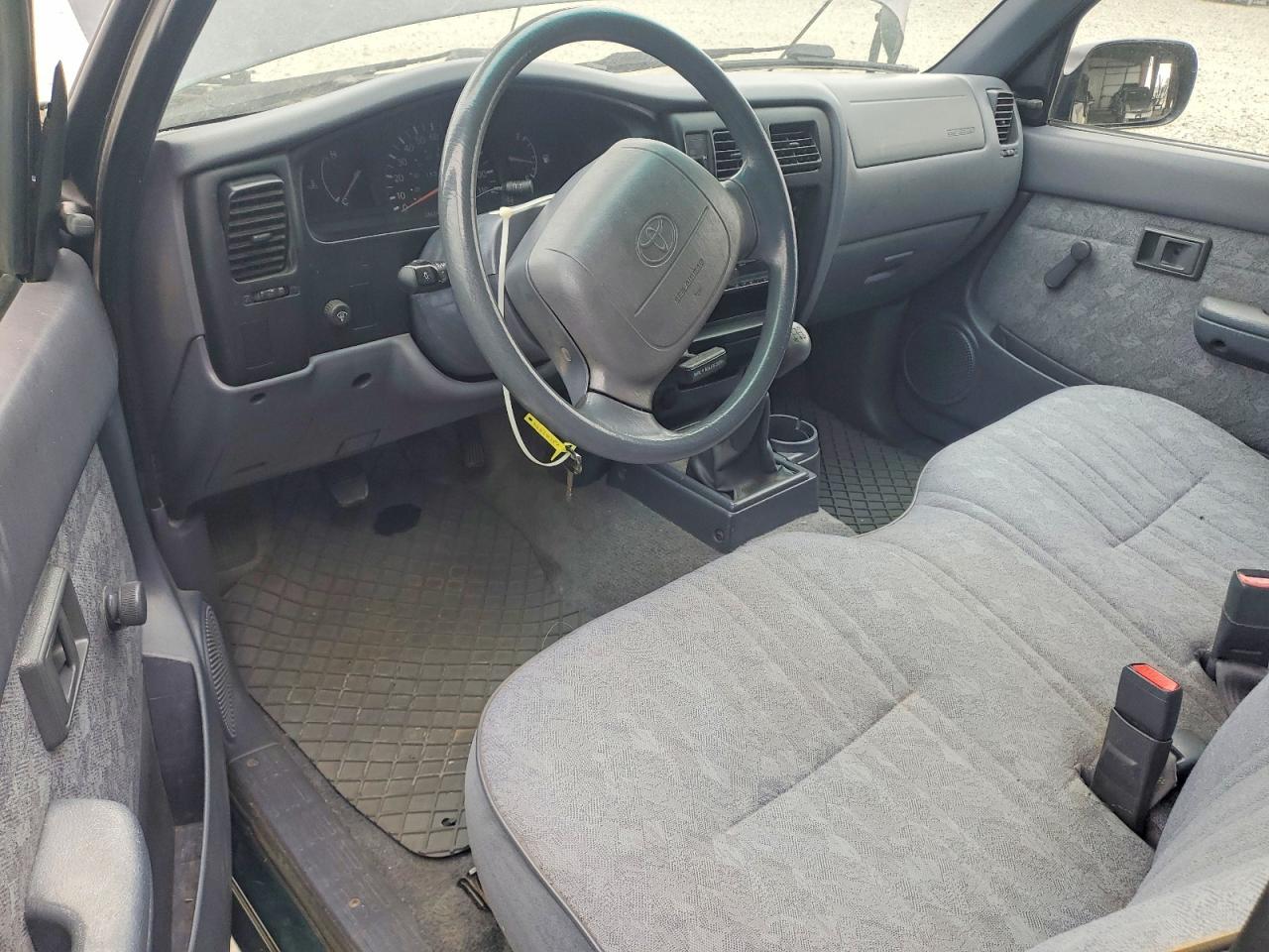 2000 Toyota Tacoma Base Green vin: 4TANL42N8YZ578752