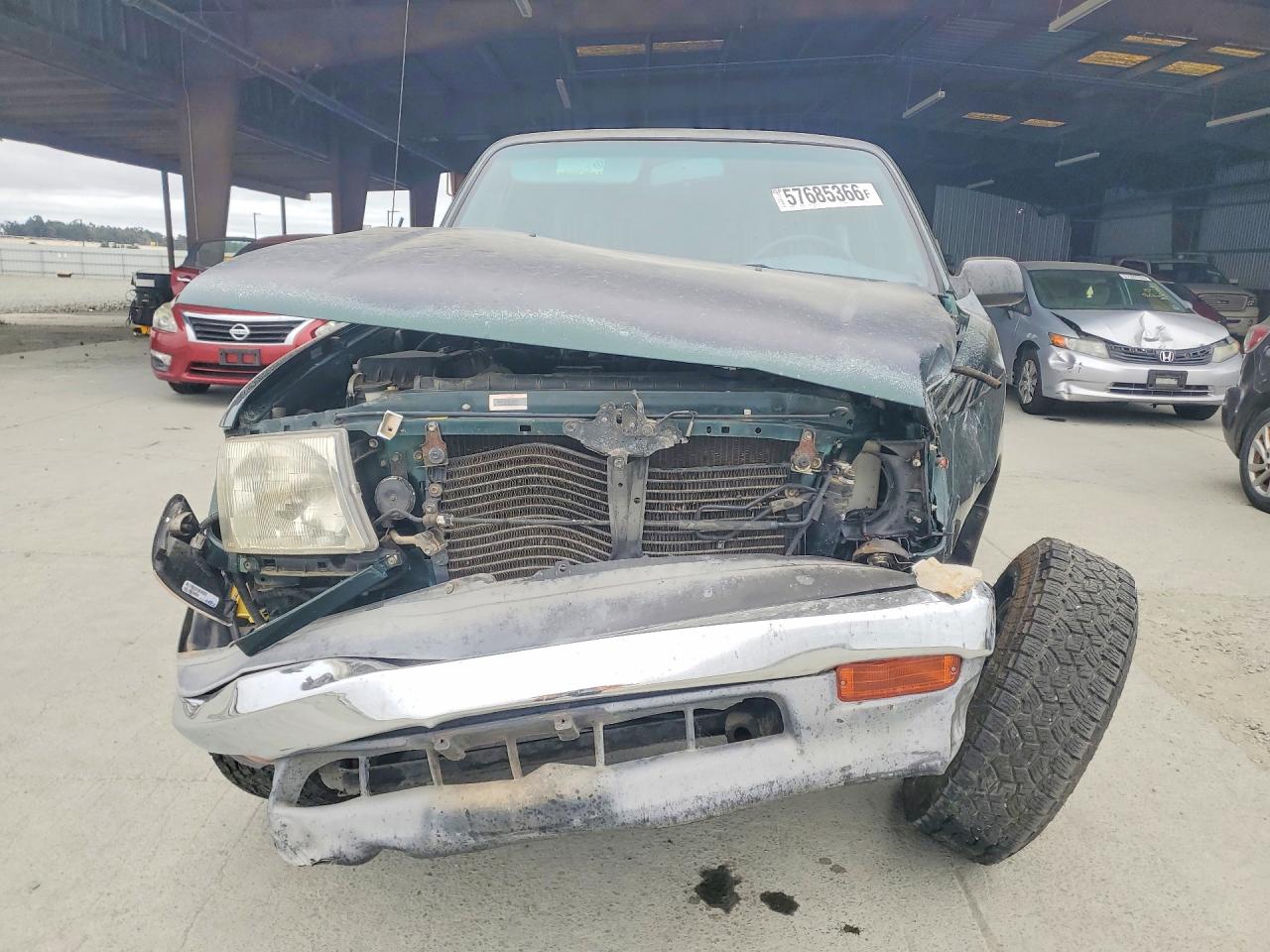 2000 Toyota Tacoma Base Green vin: 4TANL42N8YZ578752