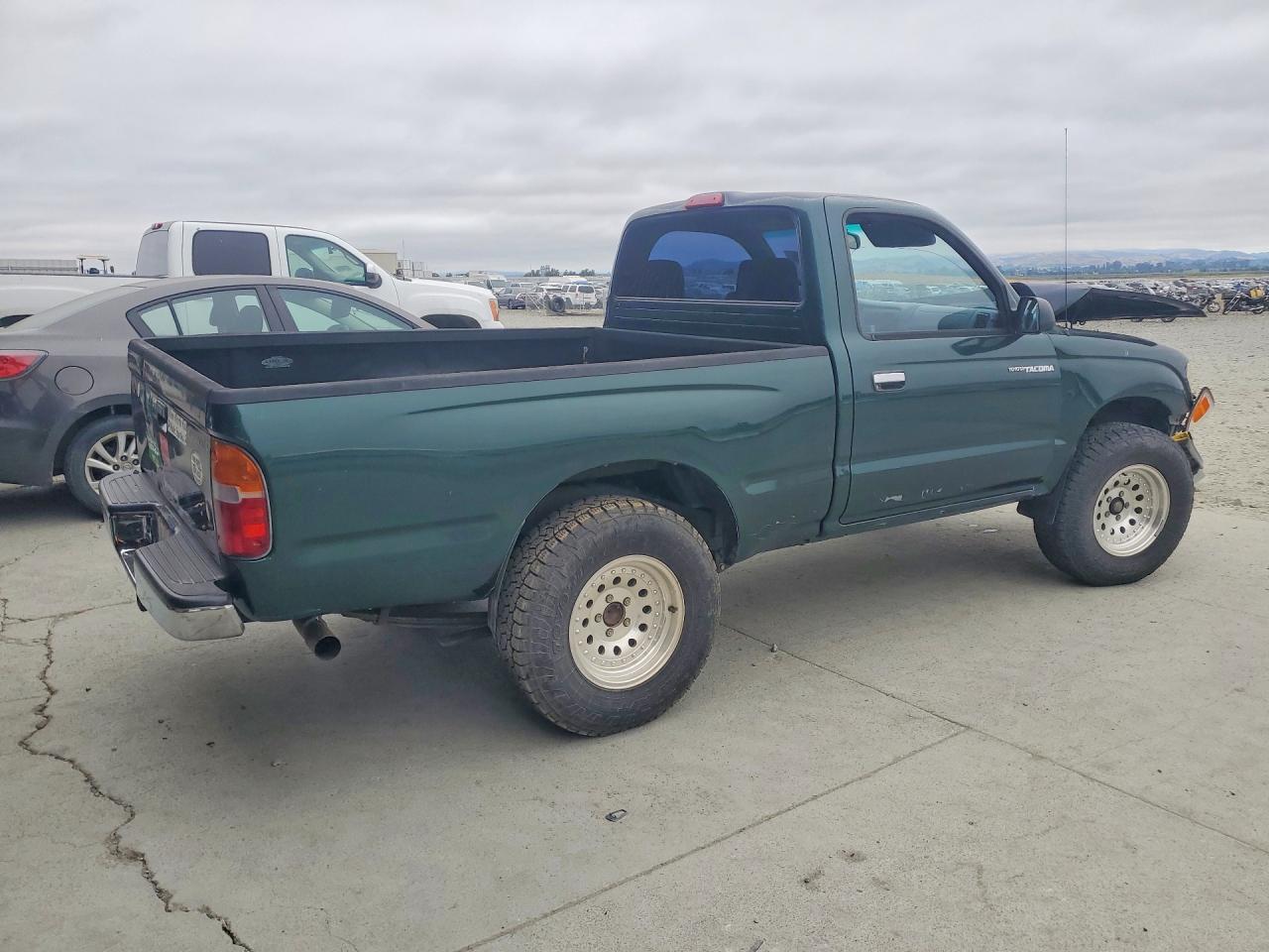 2000 Toyota Tacoma Base Green vin: 4TANL42N8YZ578752