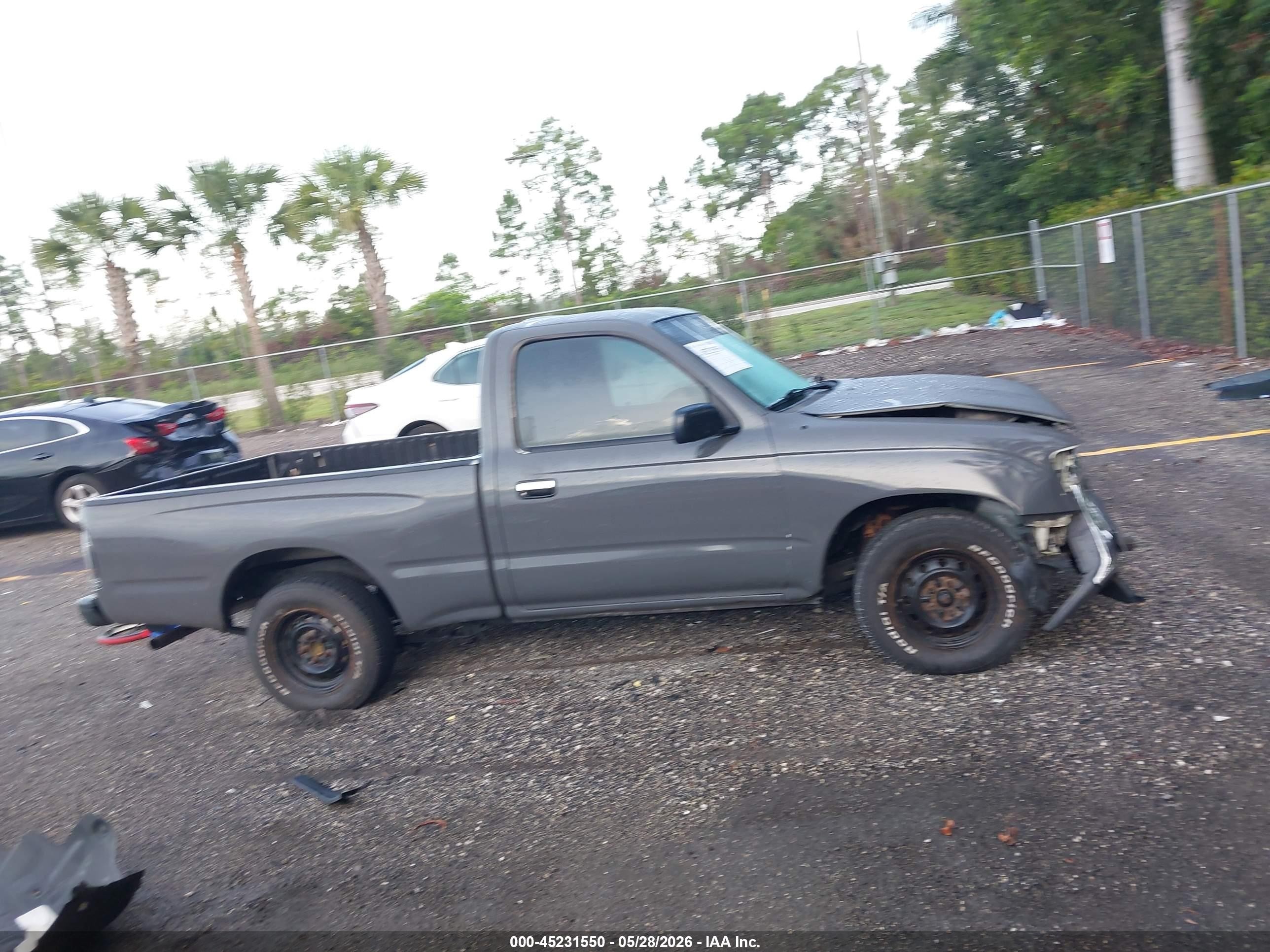 1998 Toyota Tacoma Gray vin: 4TANL42N9WZ064552