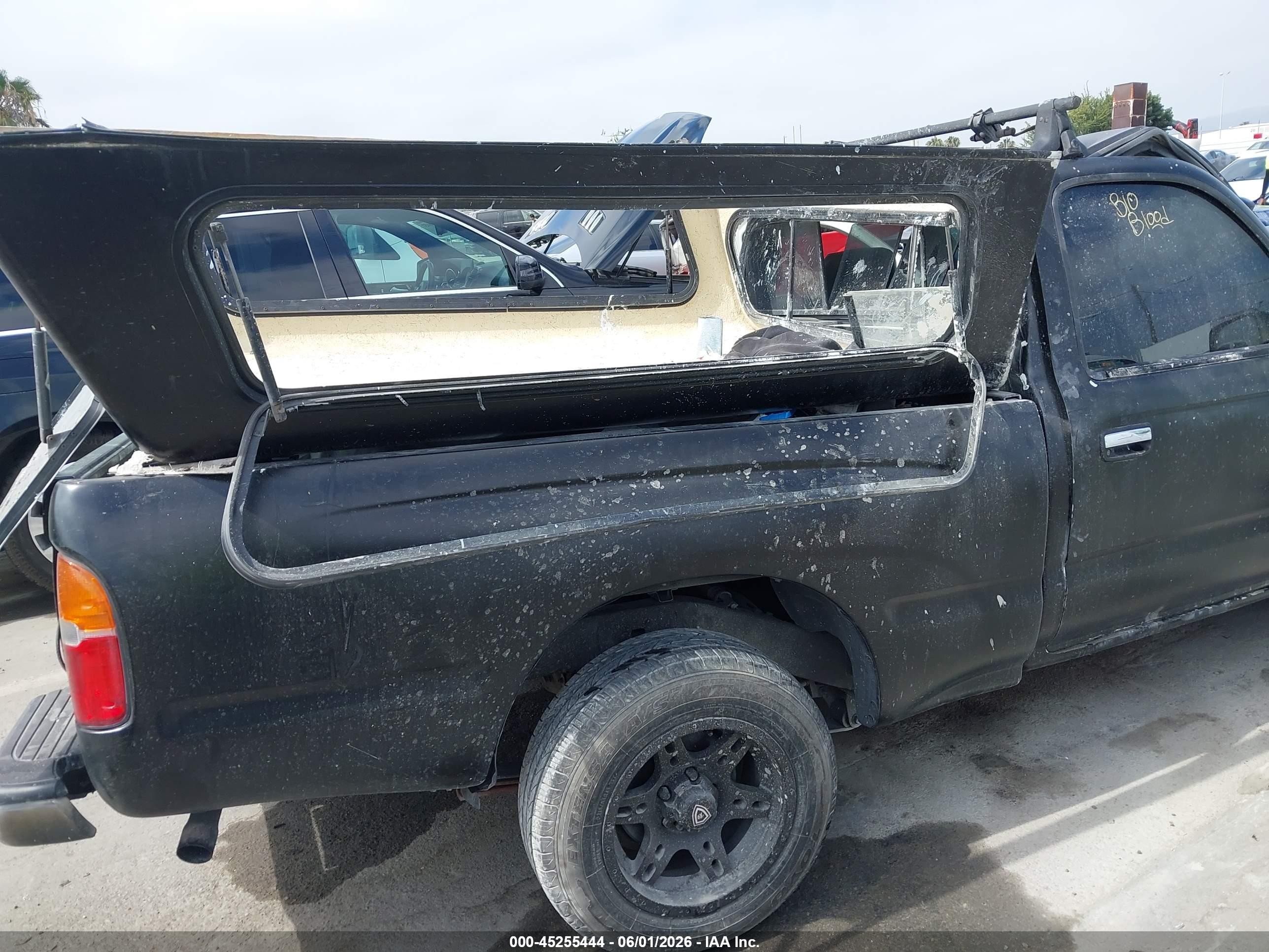 1997 Toyota Tacoma   Черный vin: 4TANL42NXVZ238952