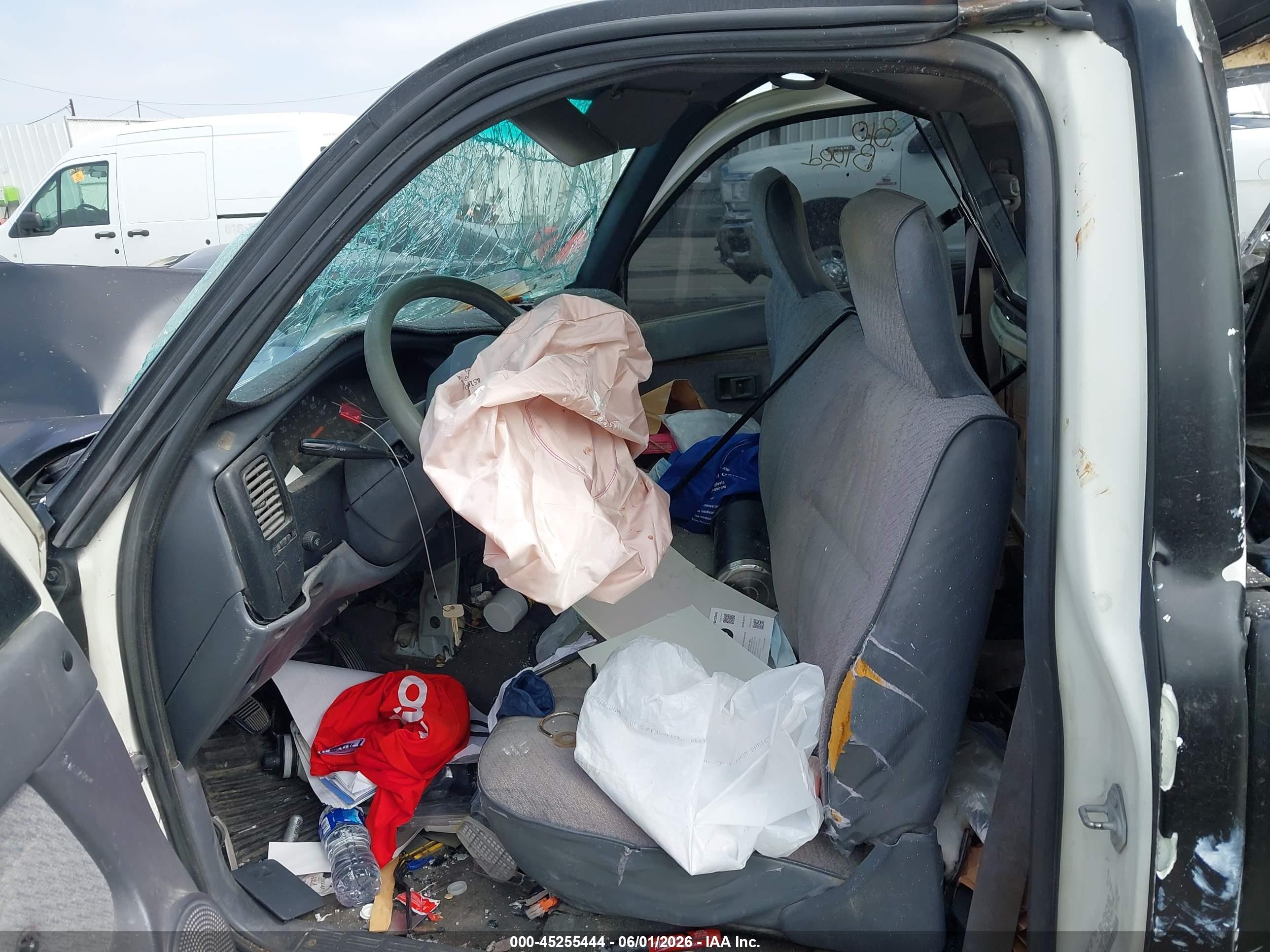 1997 Toyota Tacoma   Черный vin: 4TANL42NXVZ238952