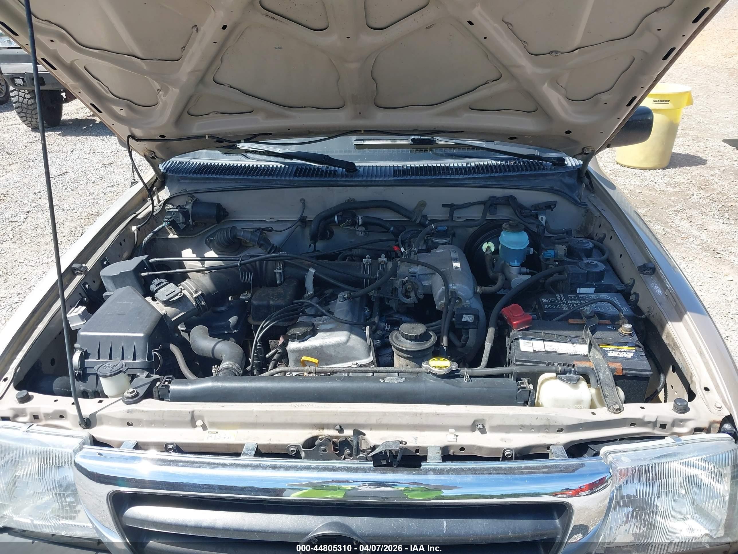 1998 Toyota Tacoma   Brown vin: 4TANL42NXWZ053155