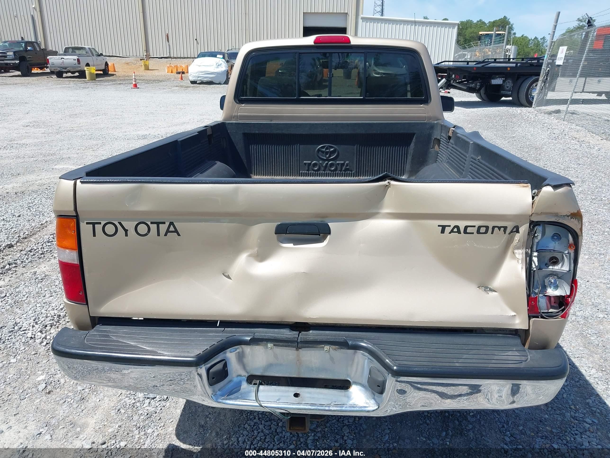 1998 Toyota Tacoma   Brown vin: 4TANL42NXWZ053155