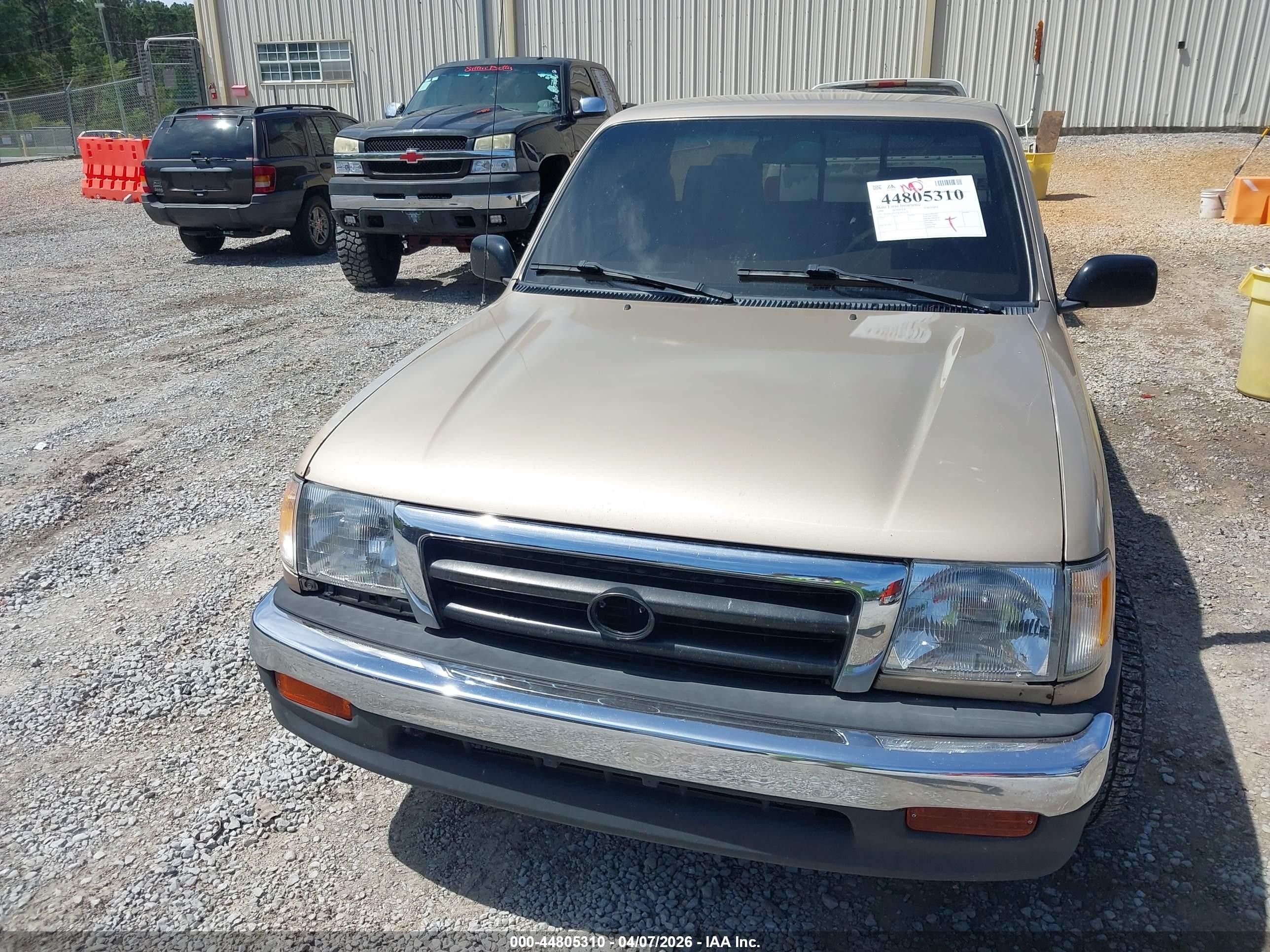 1998 Toyota Tacoma   Brown vin: 4TANL42NXWZ053155