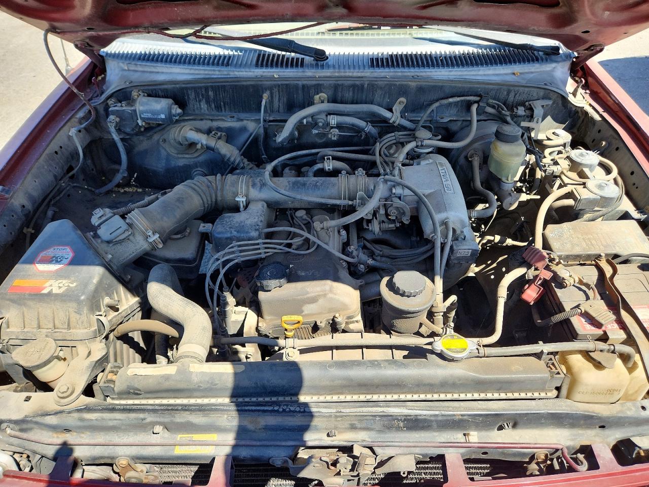 1998 Toyota Tacoma Base Burgundy vin: 4TANL42NXWZ071199