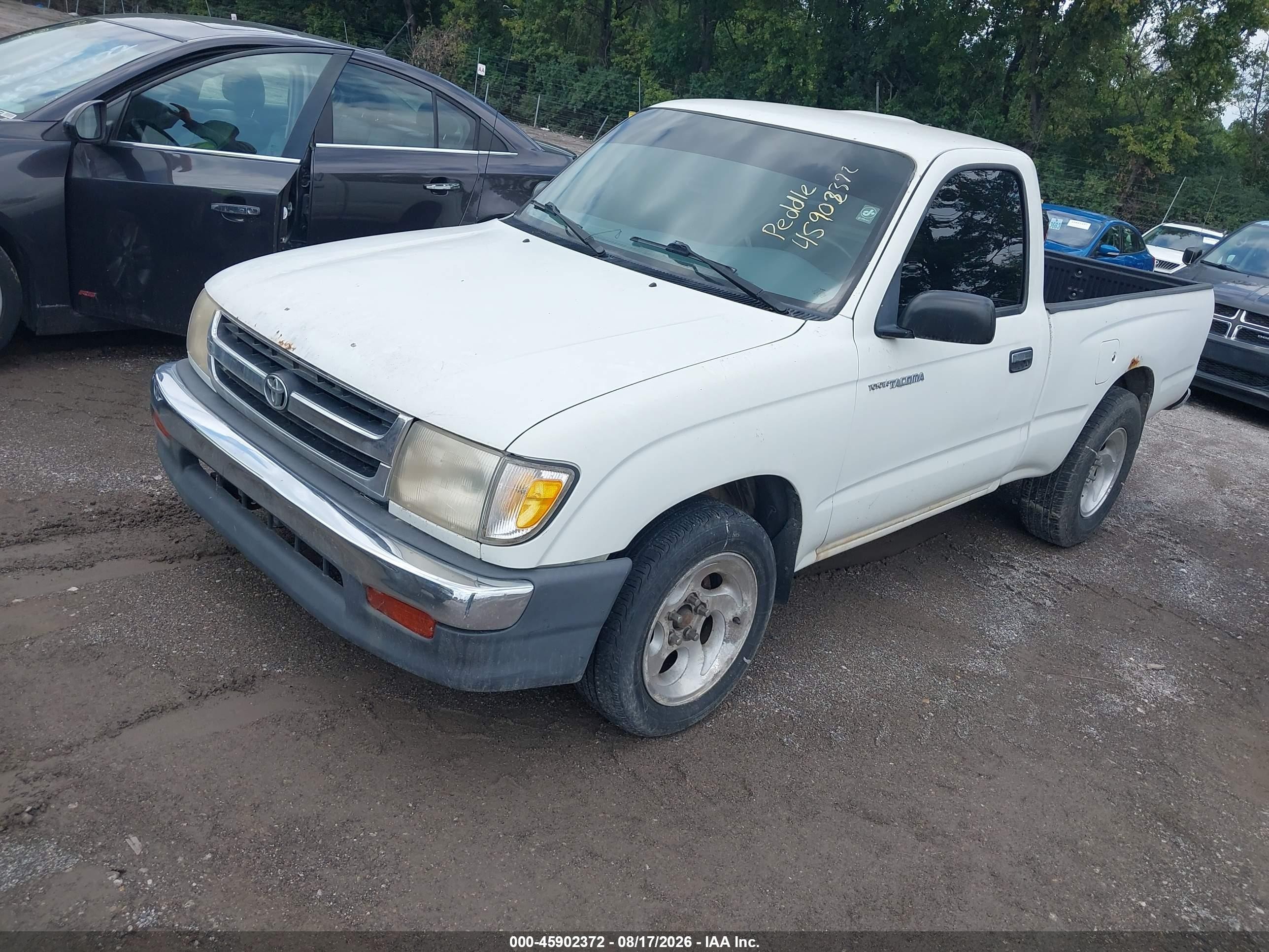 1998 Toyota Tacoma   White vin: 4TANL42NXWZ146094