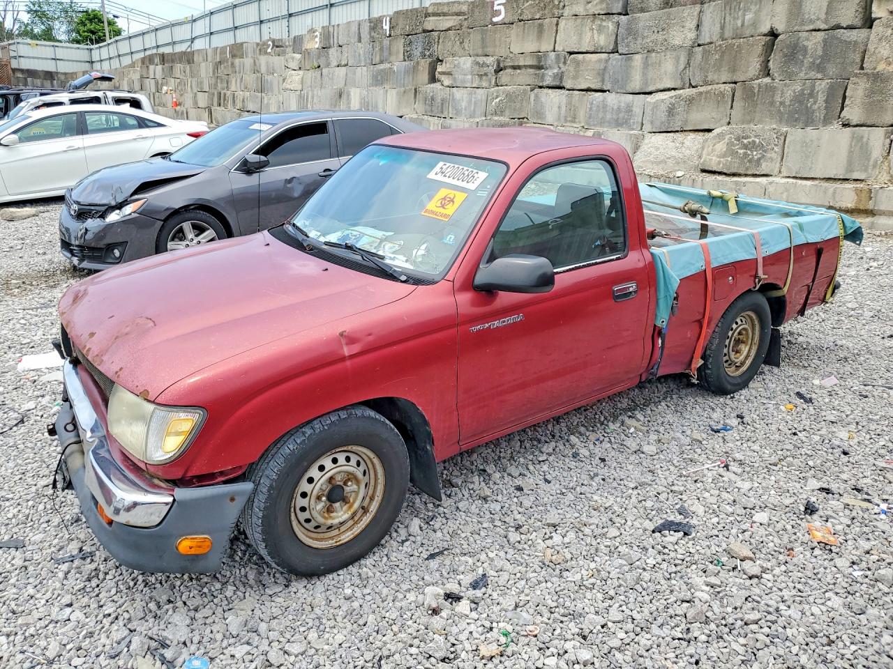 2000 Toyota Tacoma Base Красный vin: 4TANL42NXYZ608382
