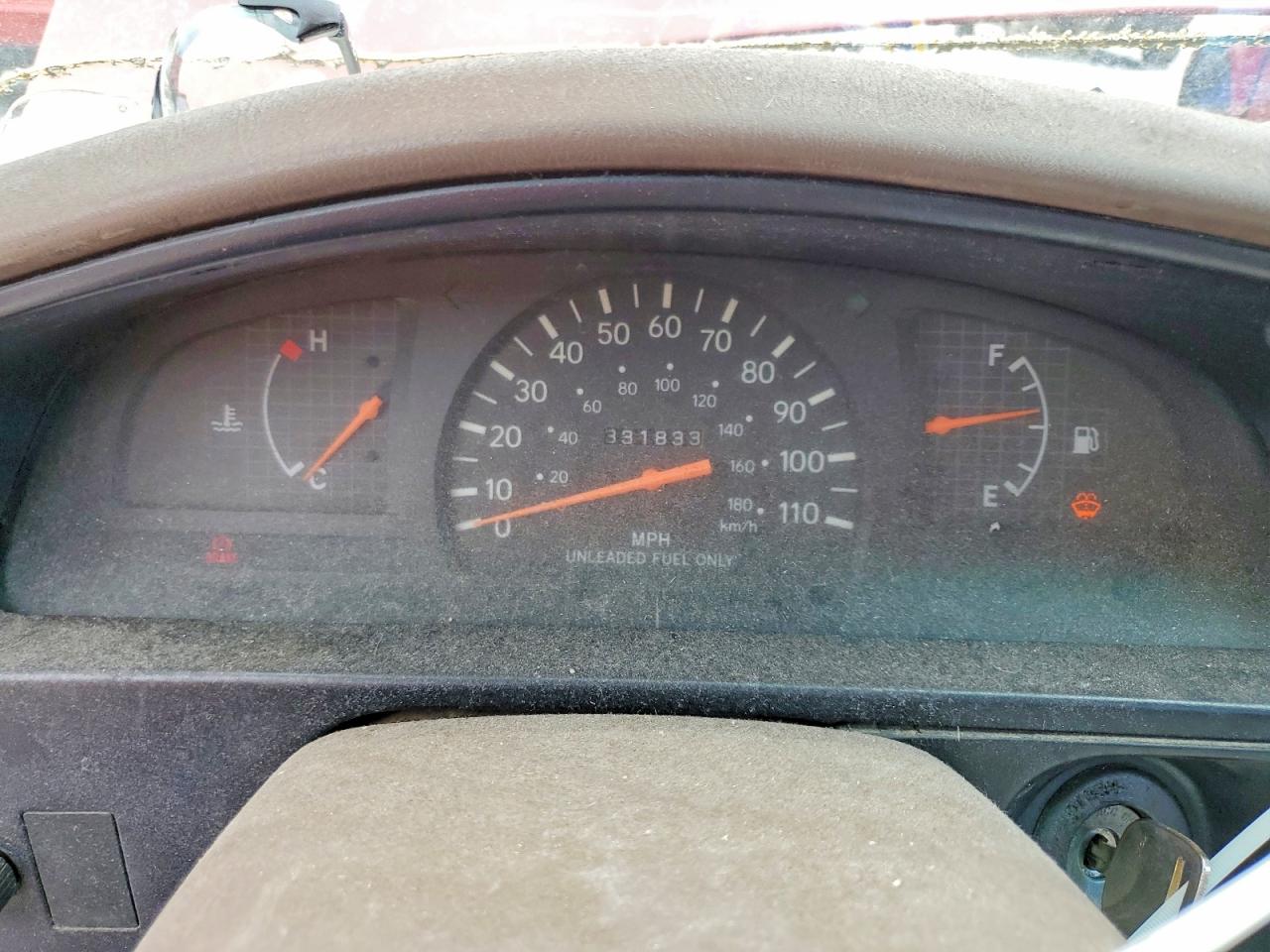 2000 Toyota Tacoma Base Красный vin: 4TANL42NXYZ608382