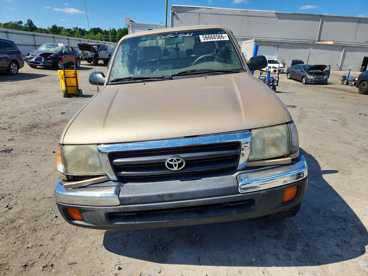 2000 Toyota Tacoma Base Золотой vin: 4TAPM62N1YZ588492