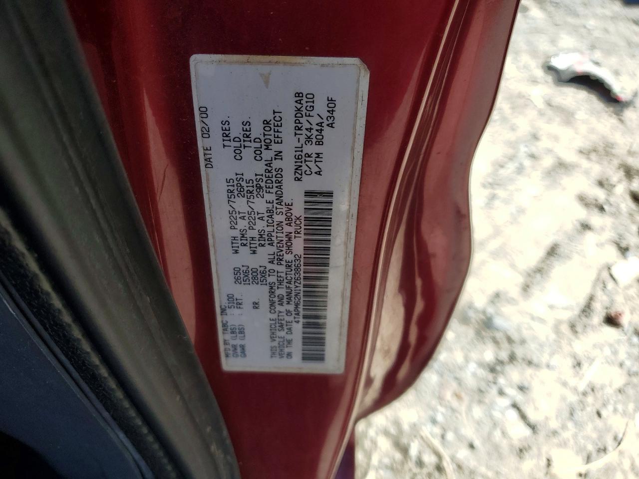 2000 Toyota Tacoma Base Burgundy vin: 4TAPM62N1YZ638632