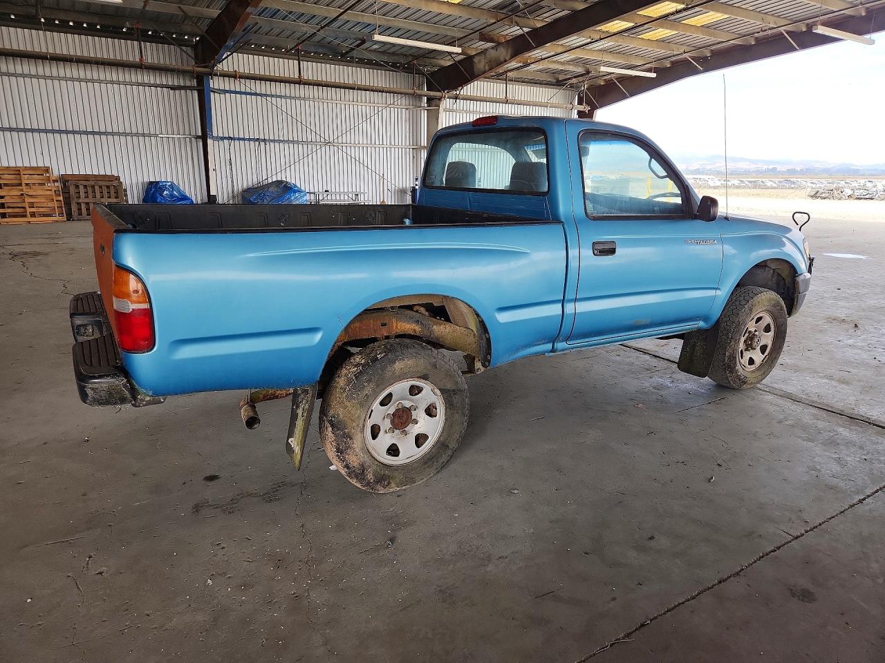 1996 Toyota Tacoma Base Blue vin: 4TAPM62N2TZ219231