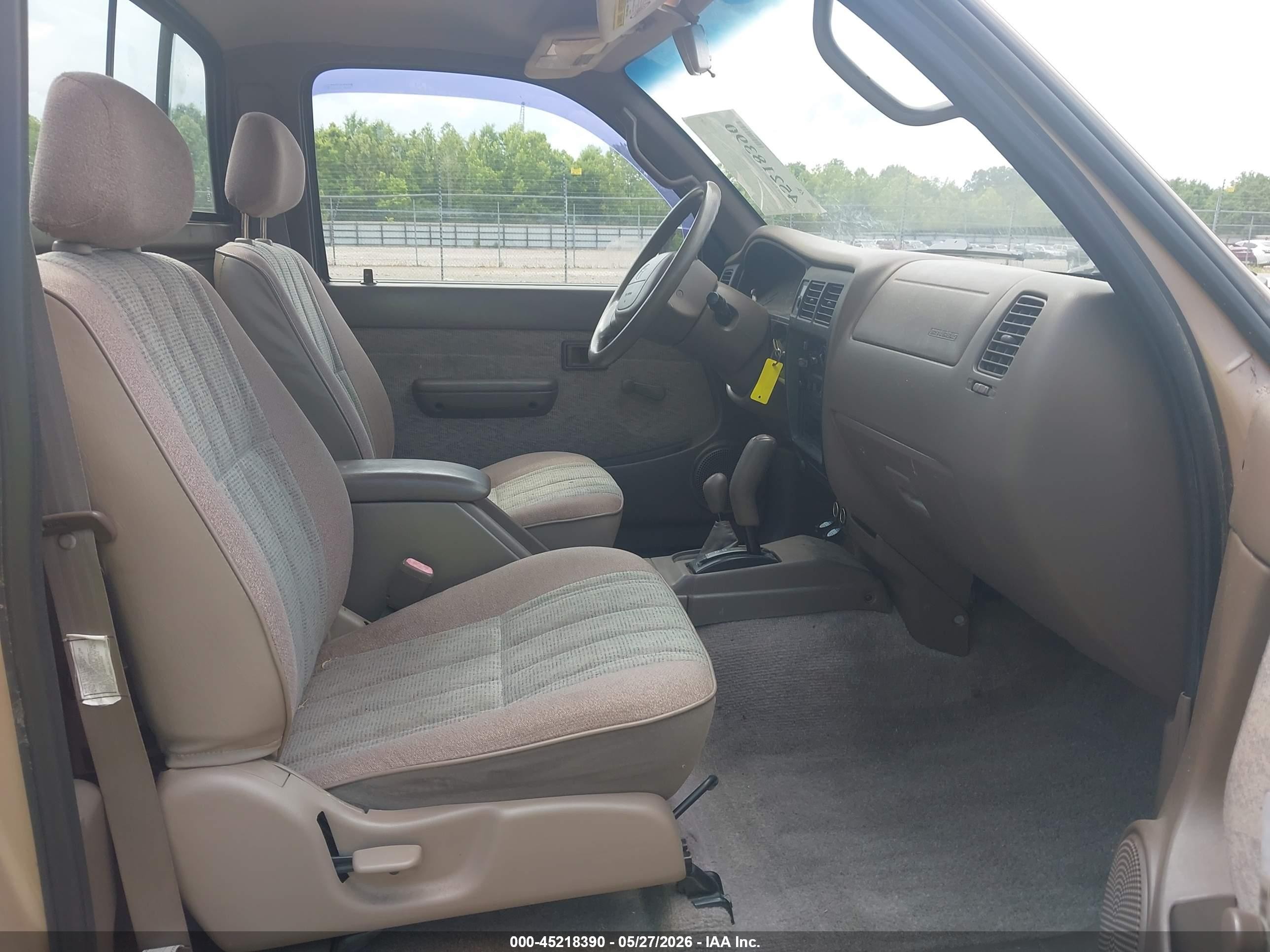 1999 Toyota Tacoma   Gold vin: 4TAPM62N4XZ417332