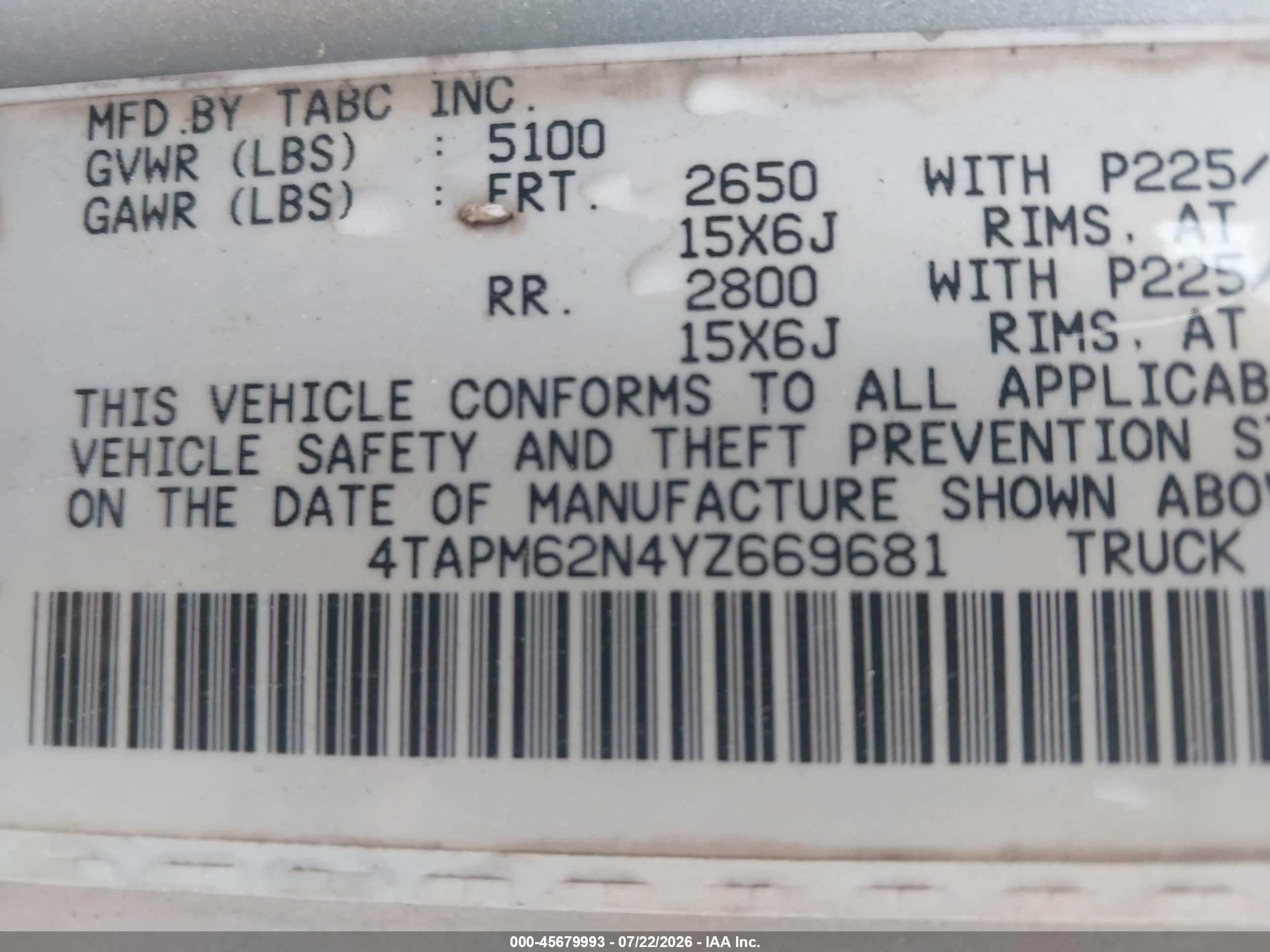 2000 Toyota Tacoma   Silver vin: 4TAPM62N4YZ669681