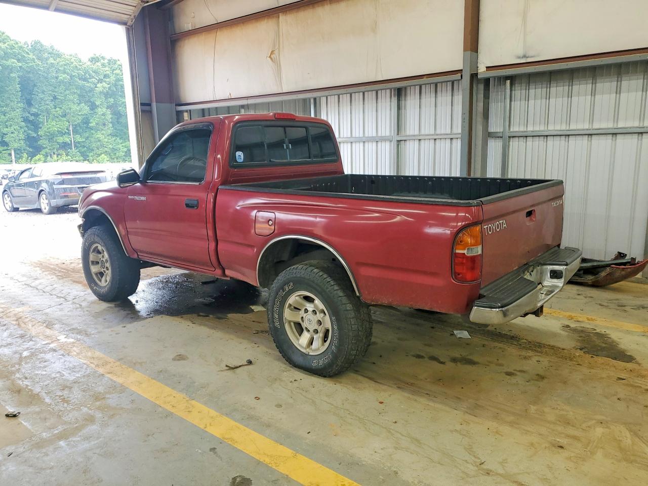 1998 Toyota Tacoma Base Burgundy vin: 4TAPM62N5WZ168490