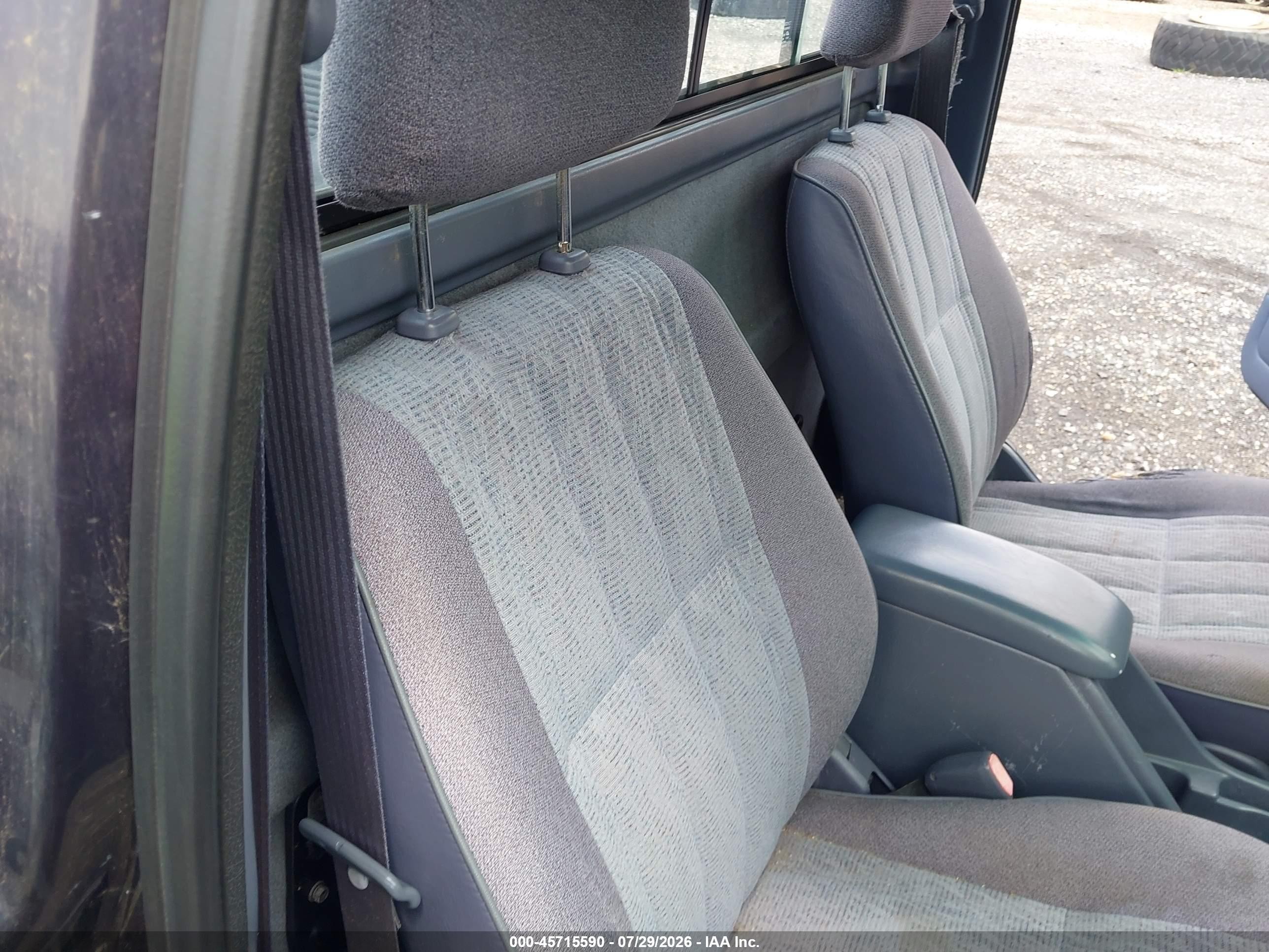 1998 Toyota Tacoma   Фиолетовый vin: 4TAPM62N6WZ127995