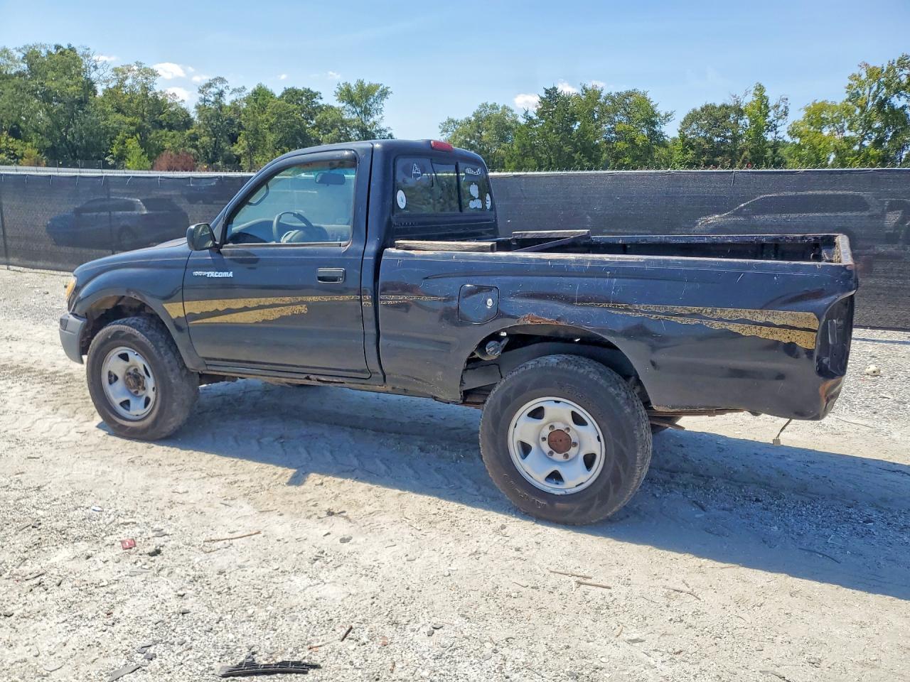 1998 Toyota Tacoma Base Black vin: 4TAPM62N8WZ030118