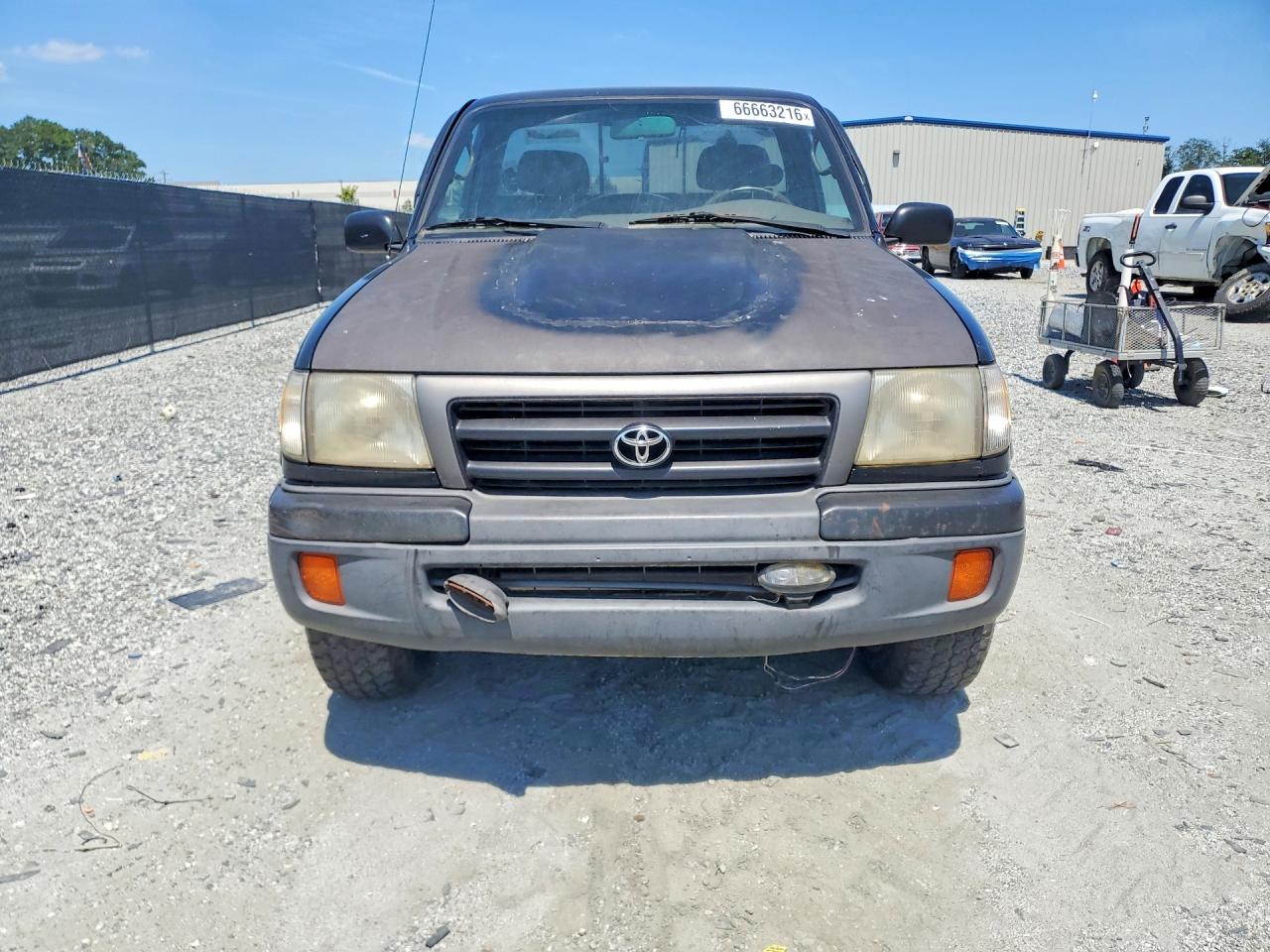1998 Toyota Tacoma Base Black vin: 4TAPM62N8WZ030118