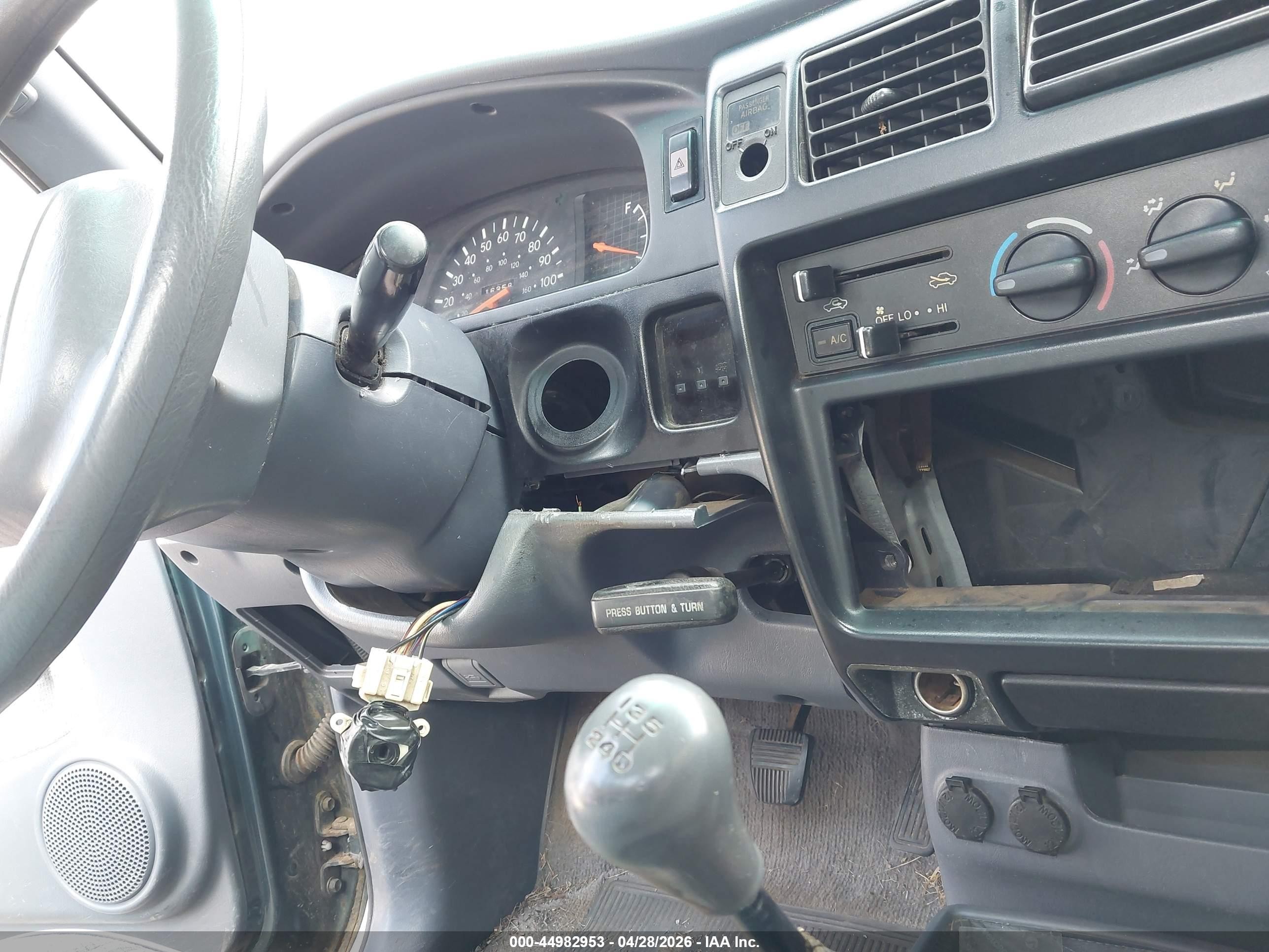 1998 Toyota Tacoma   Green vin: 4TAPM62N9WZ066108