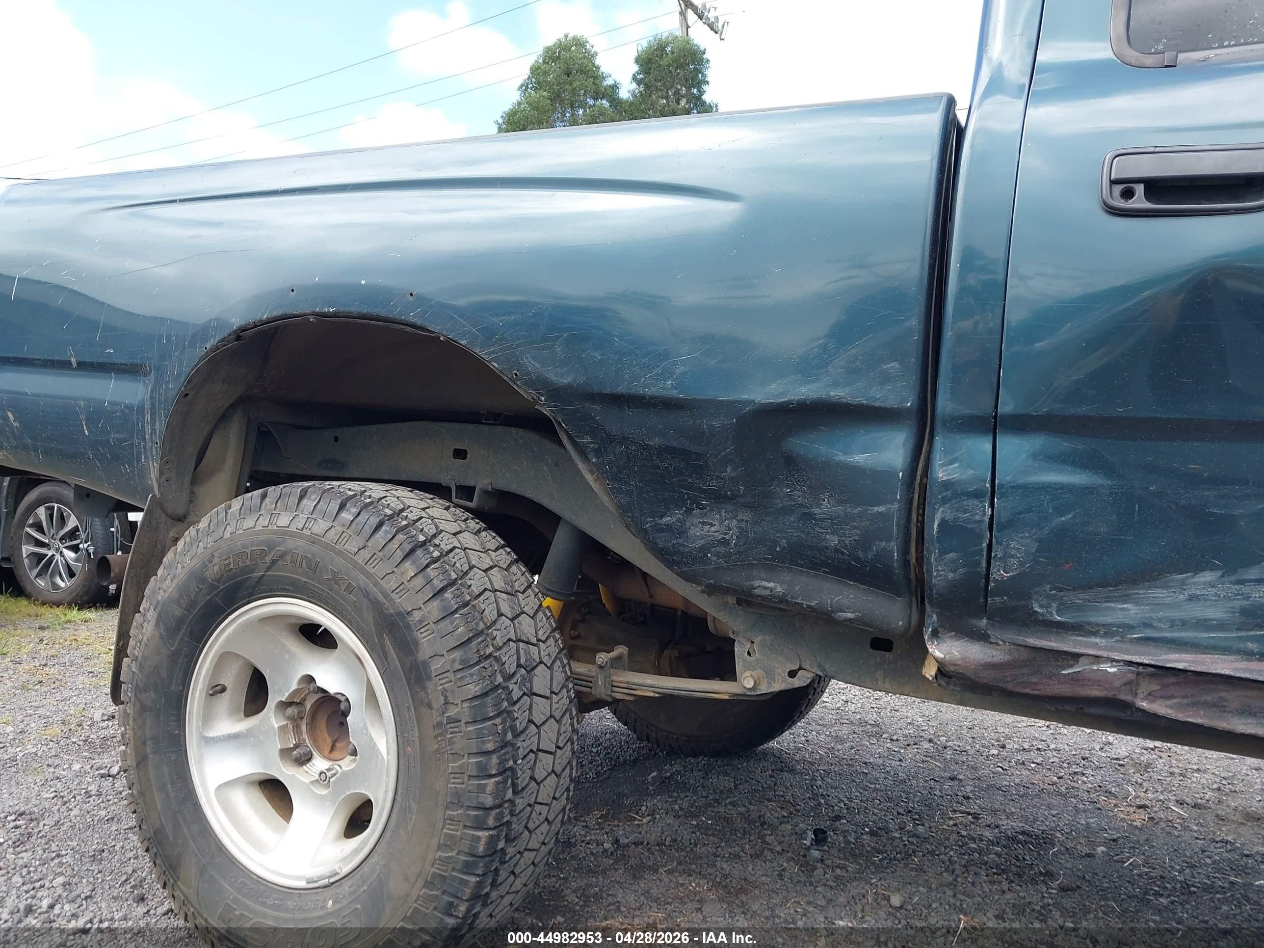 1998 Toyota Tacoma   Green vin: 4TAPM62N9WZ066108