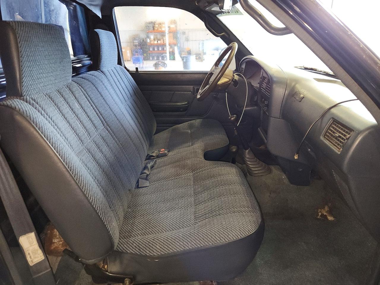 1993 Toyota Pickup 1/2 Ton Short Wheelbase Dx Blue vin: 4TARN01P2PZ099121
