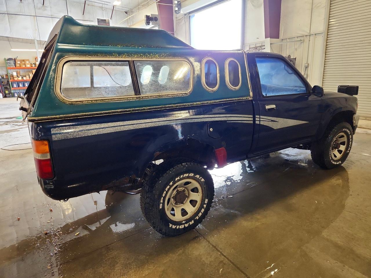 1993 Toyota Pickup 1/2 Ton Short Wheelbase Dx Blue vin: 4TARN01P2PZ099121