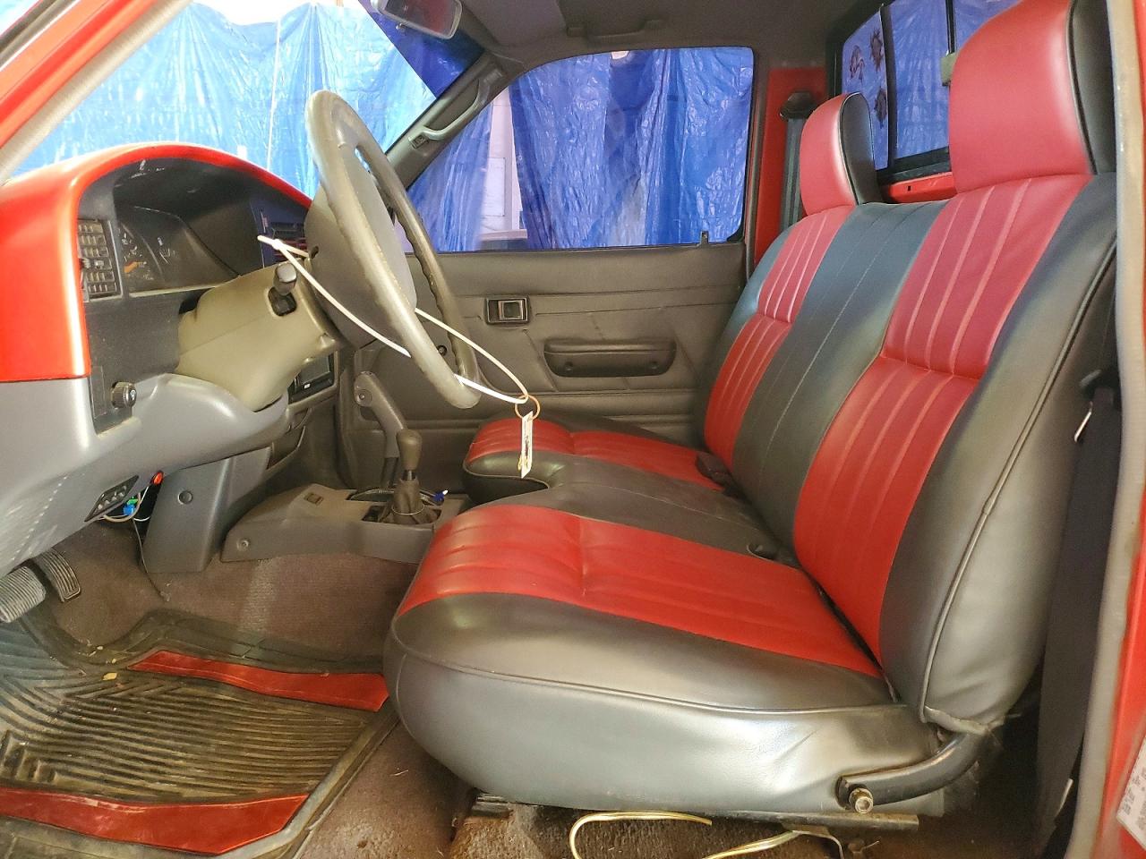 1994 Toyota Pickup Dx Red vin: 4TARN01P7RZ212581