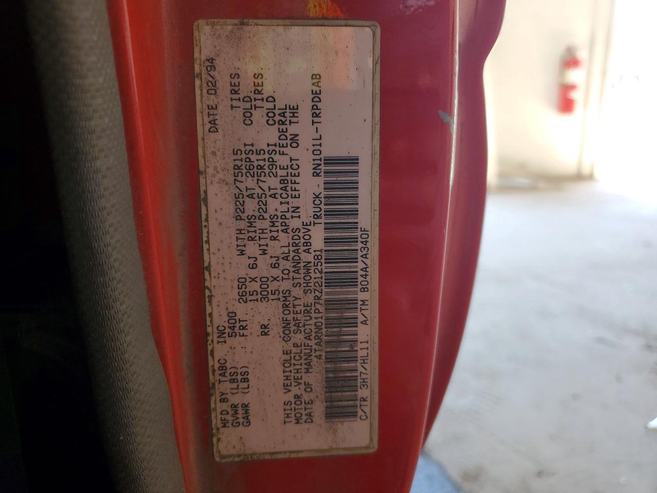 1994 Toyota Pickup Dx Red vin: 4TARN01P7RZ212581