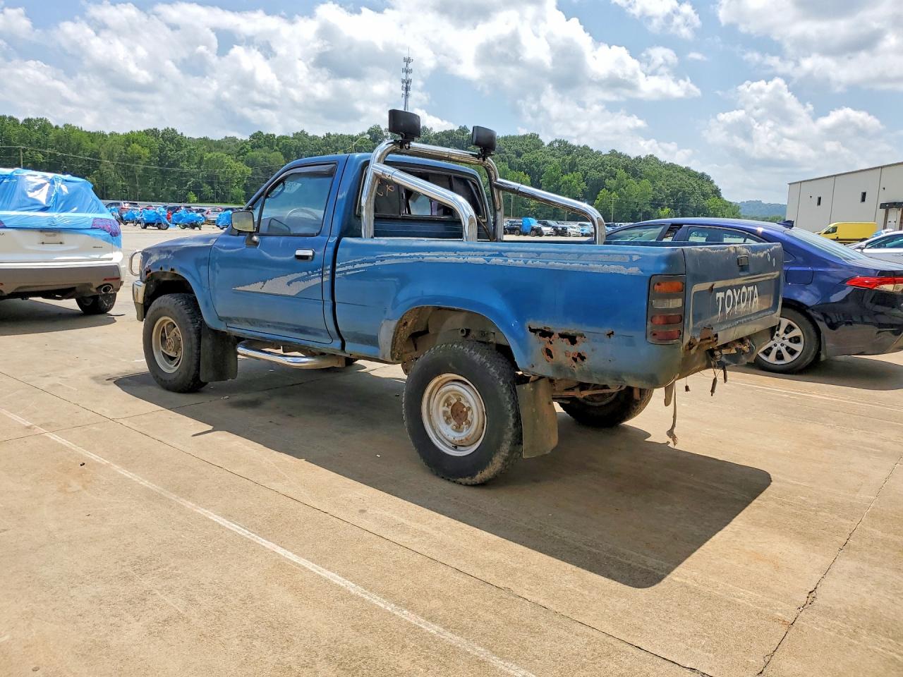 1993 Toyota Pickup Deluxe Blue vin: 4TARN01P9PZ136374