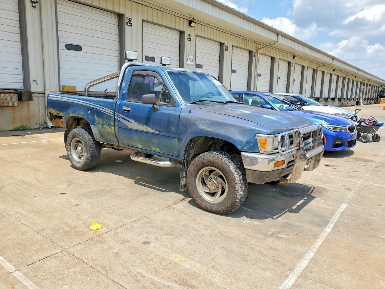1993 Toyota Pickup Deluxe Blue vin: 4TARN01P9PZ136374