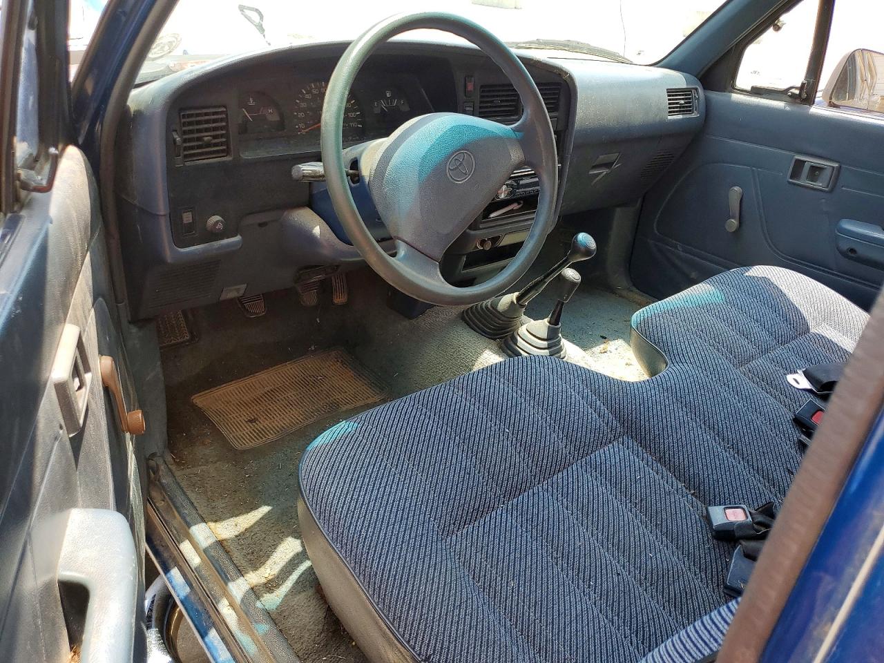 1993 Toyota Pickup Deluxe Blue vin: 4TARN01P9PZ136374
