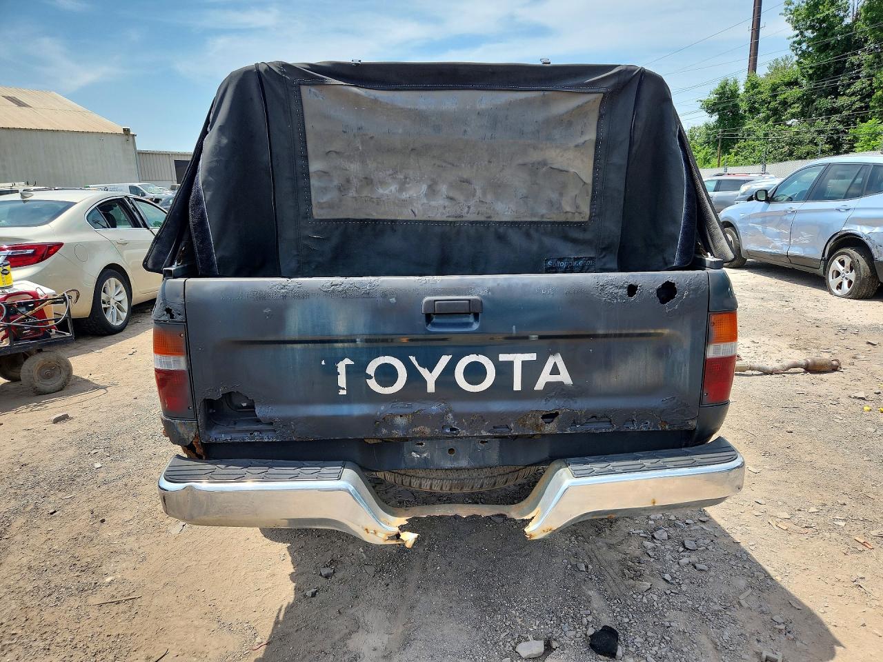 1994 Toyota Pickup 1/2 Ton Extra Long Wheelbase D Green vin: 4TARN13P4RZ250417