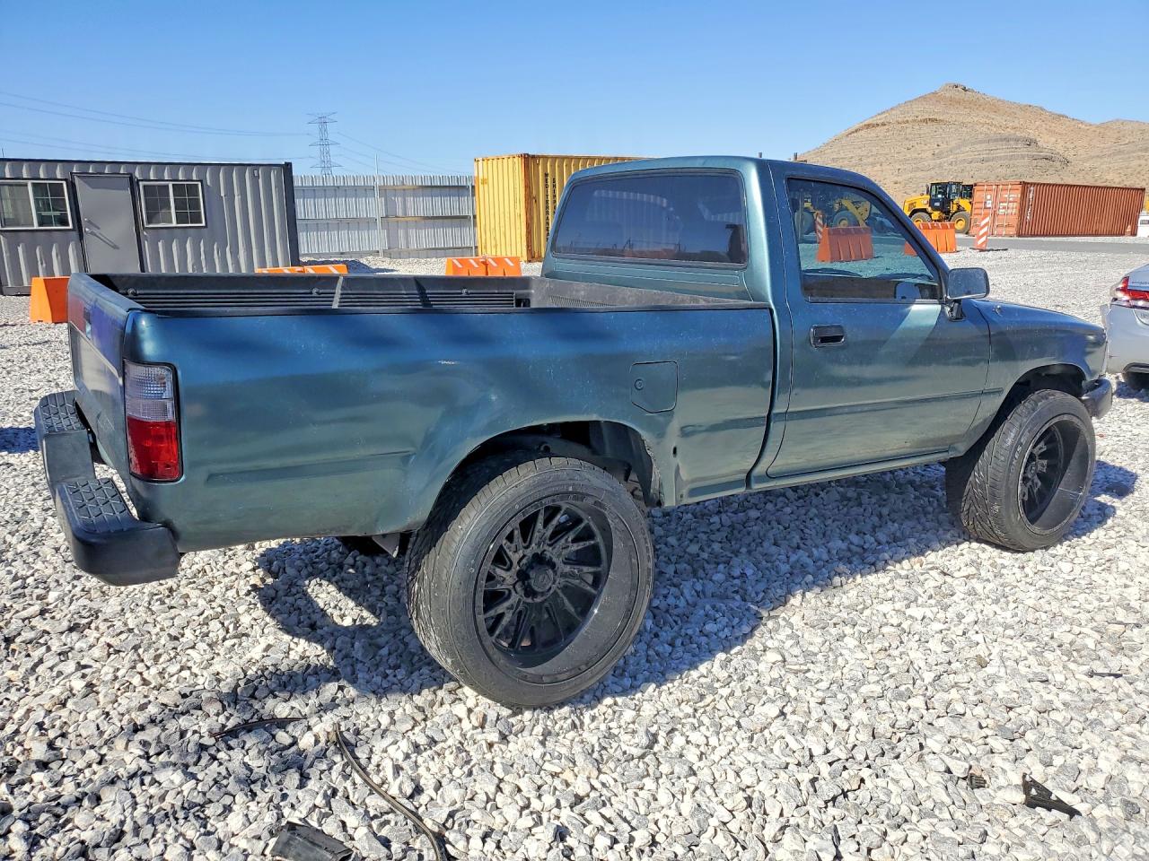 1993 Toyota Pickup Base Green vin: 4TARN81A0PZ155678