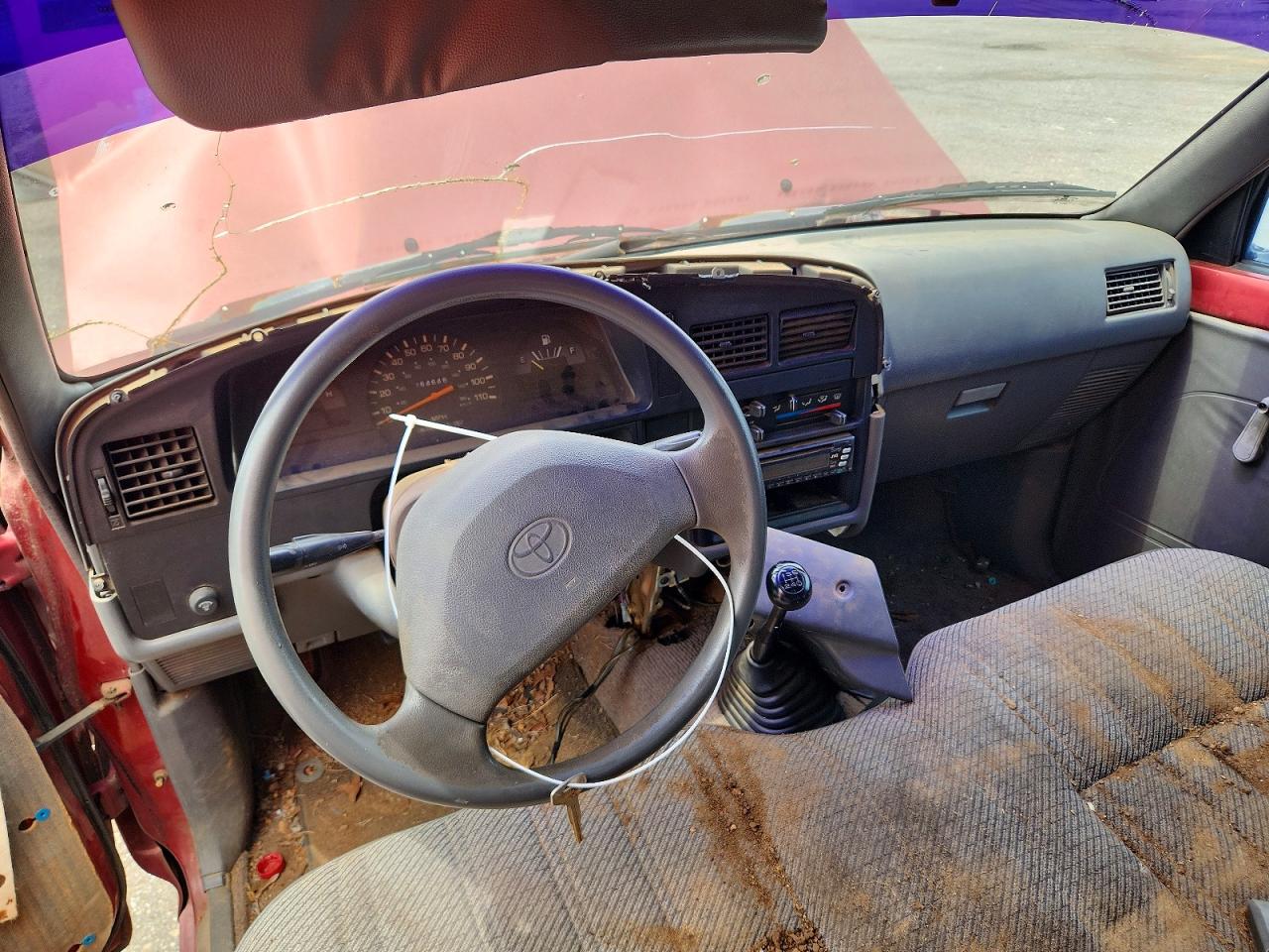 1994 Toyota Pickup 1/2 Ton Short Wheelbase Stb Burgundy vin: 4TARN81A0RZ176937
