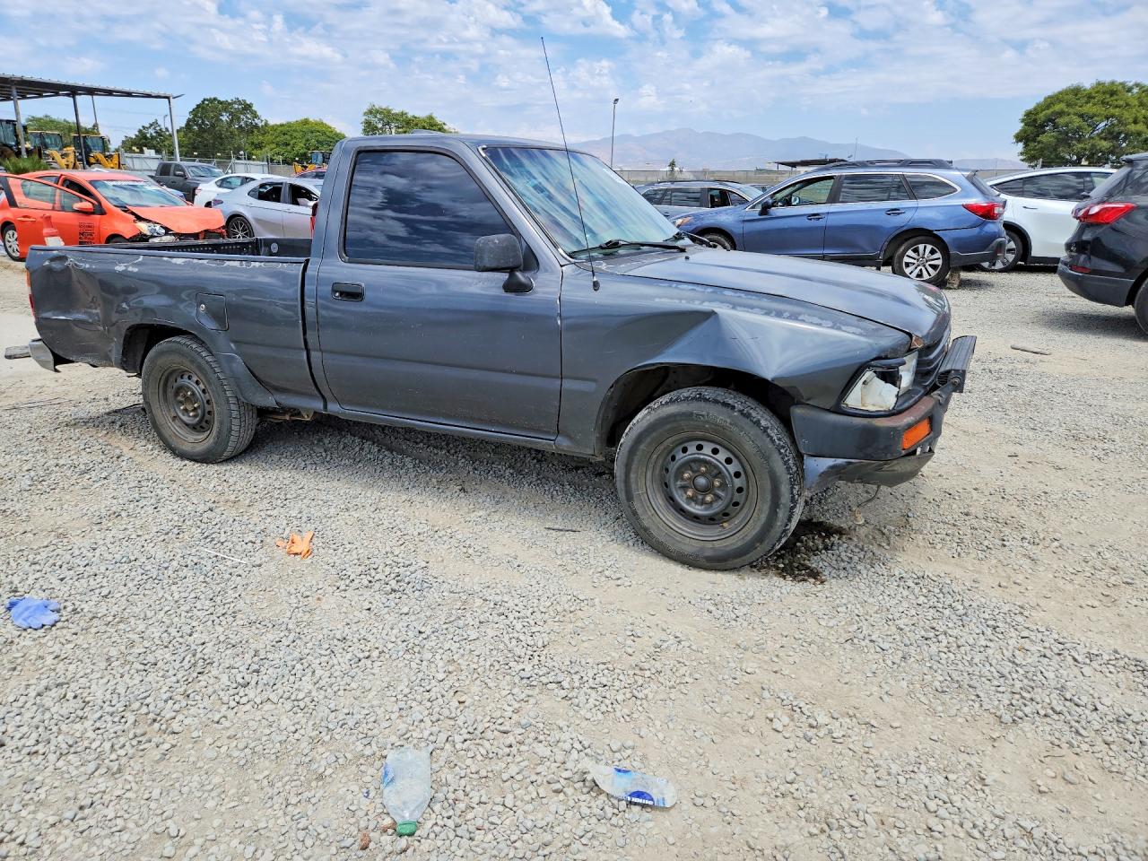 1995 Toyota Pickup Base Gray vin: 4TARN81A0SZ321027