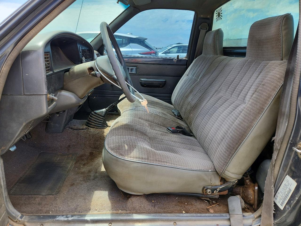 1995 Toyota Pickup Base Gray vin: 4TARN81A0SZ321027