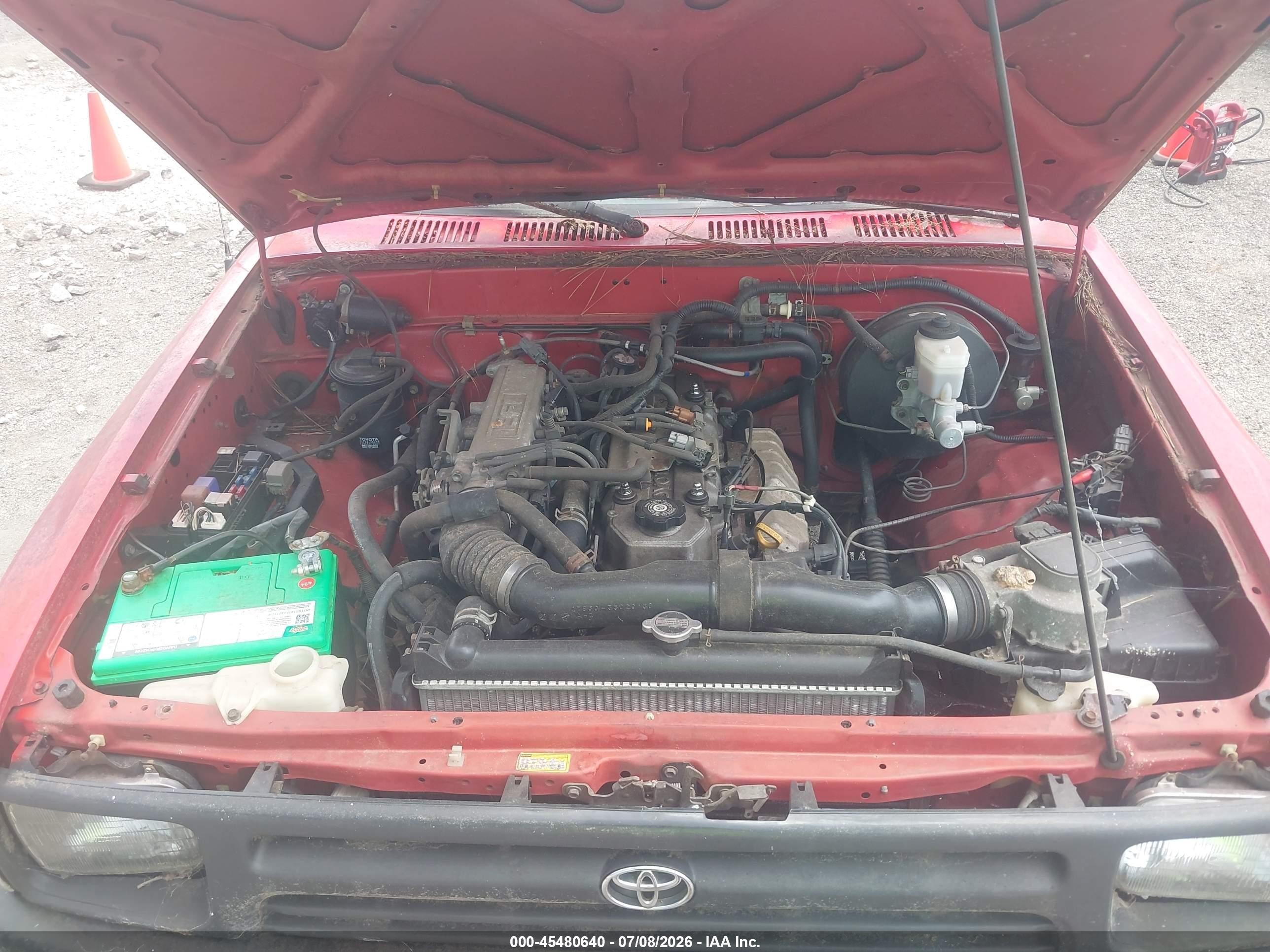 1995 Toyota Pickup 1/2 Ton Short Whlbase Stb Red vin: 4TARN81A0SZ326227