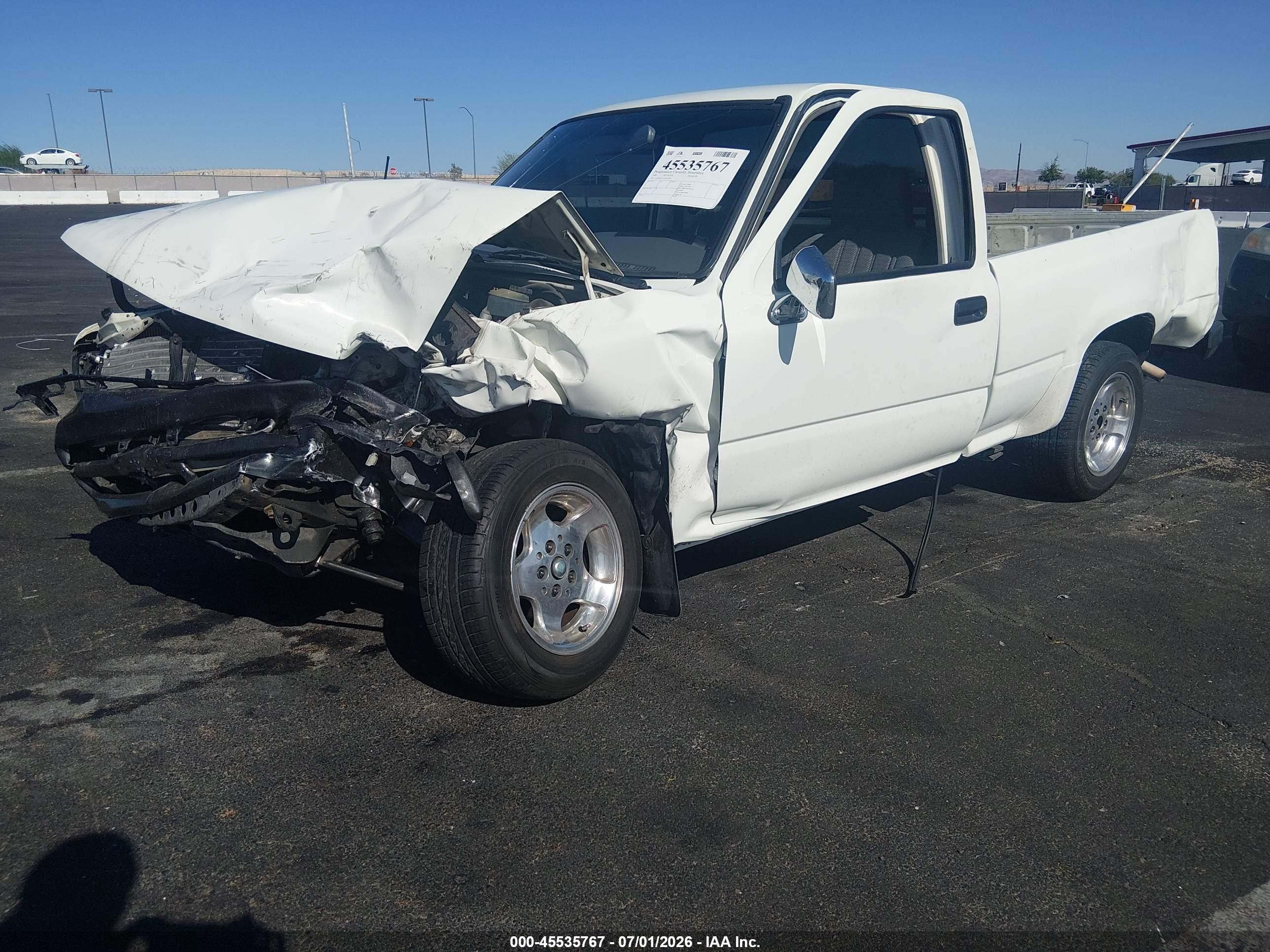 1993 Toyota Pickup 1/2 Ton Short Whlbase Stb White vin: 4TARN81A1PZ073863