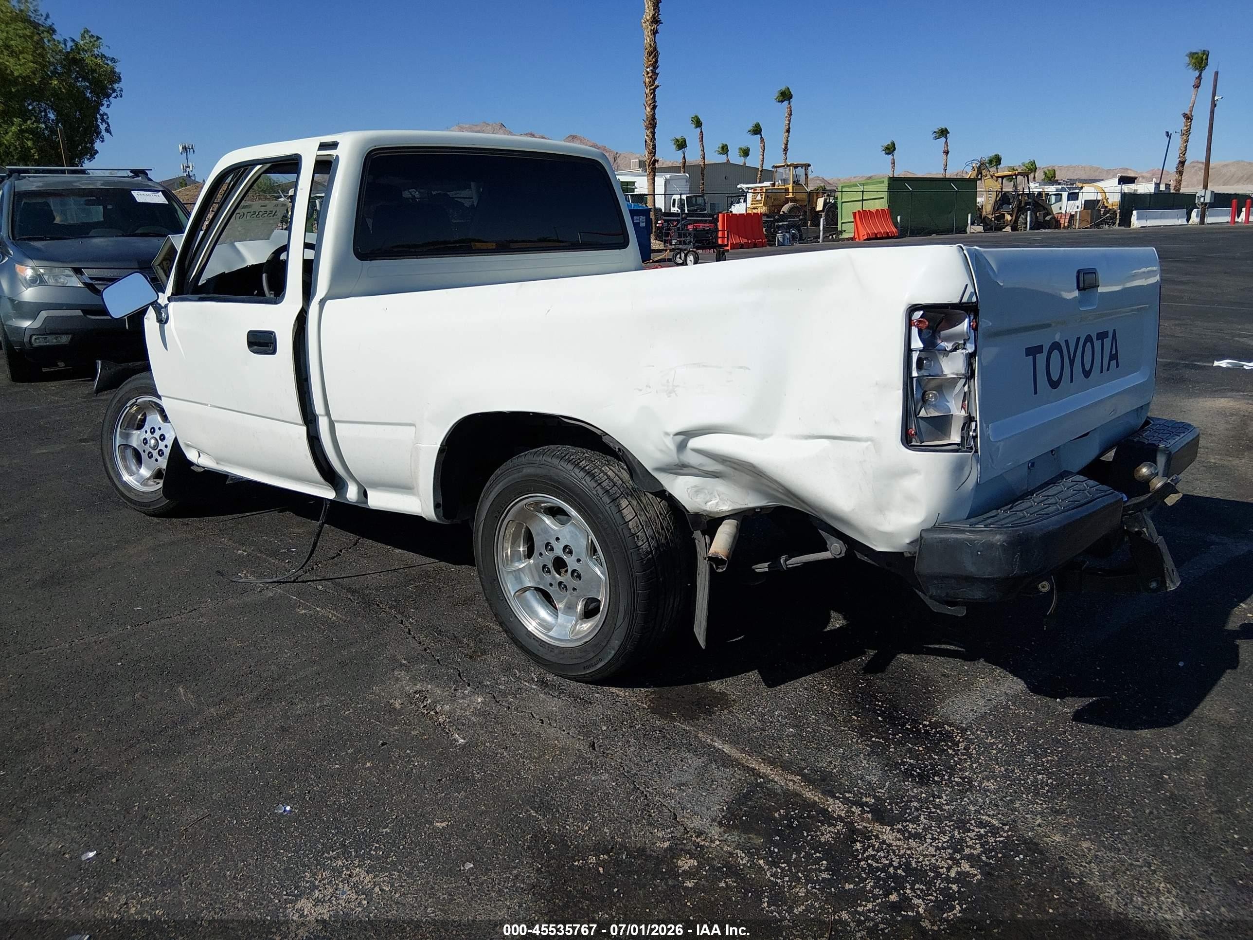 1993 Toyota Pickup 1/2 Ton Short Whlbase Stb White vin: 4TARN81A1PZ073863