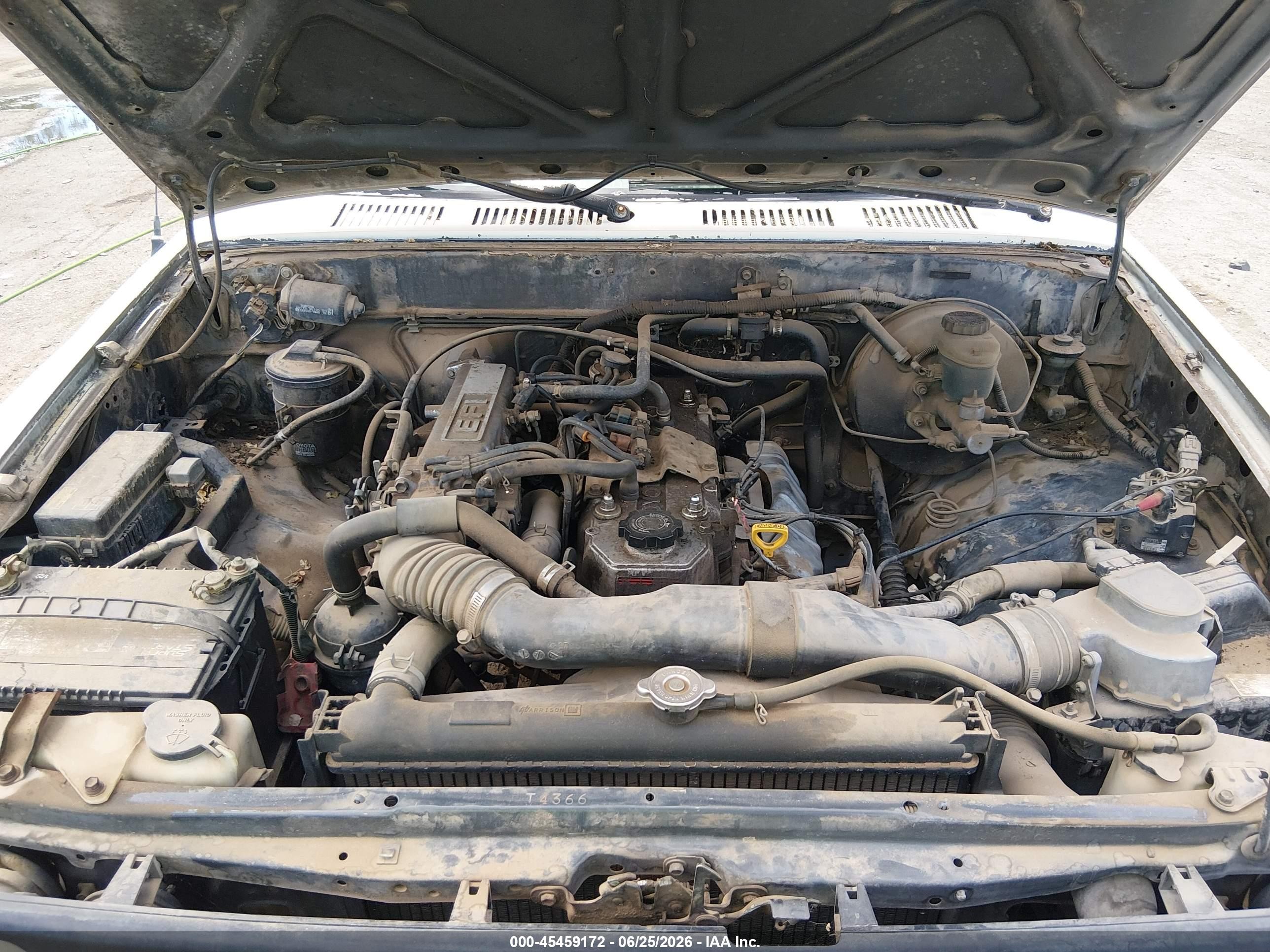 1993 Toyota Pickup 1/2 Ton Short Whlbase Stb White vin: 4TARN81A1PZ091859